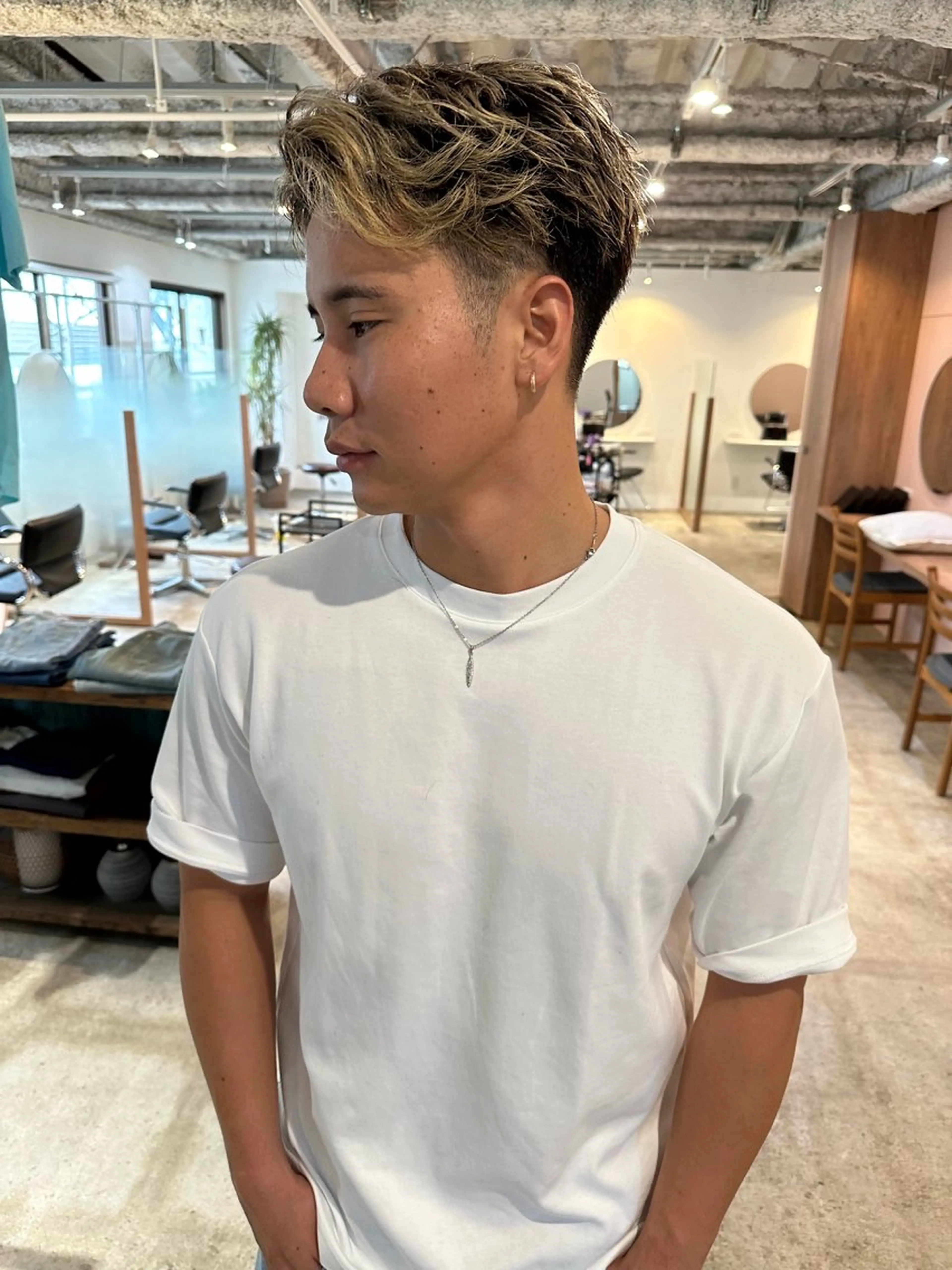 メンズ限定カットカラー【ワンブリーチ】の写真