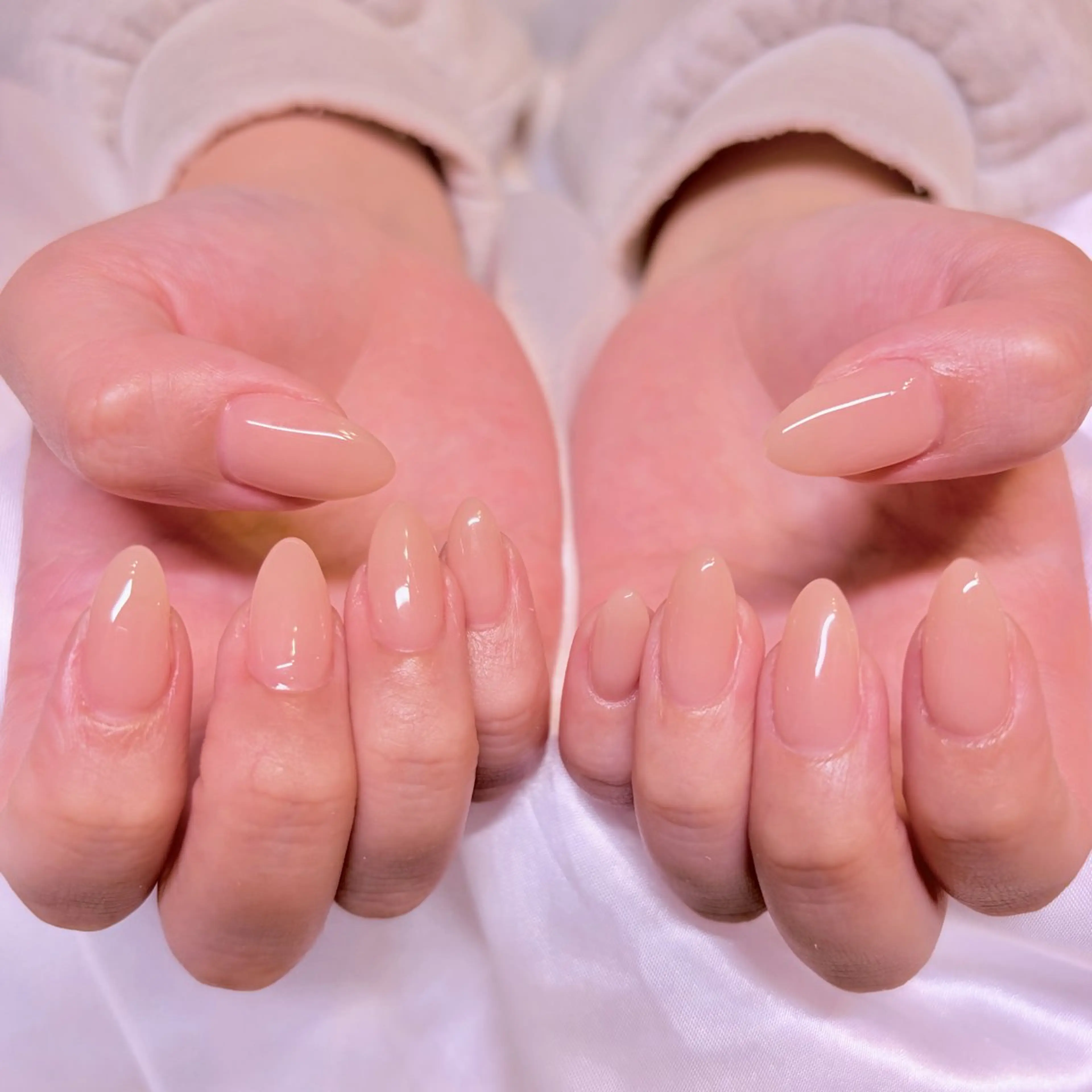 ネイル ワンカラーネイル ハンドネイル nail salon e'mu💐のネイルデザイン