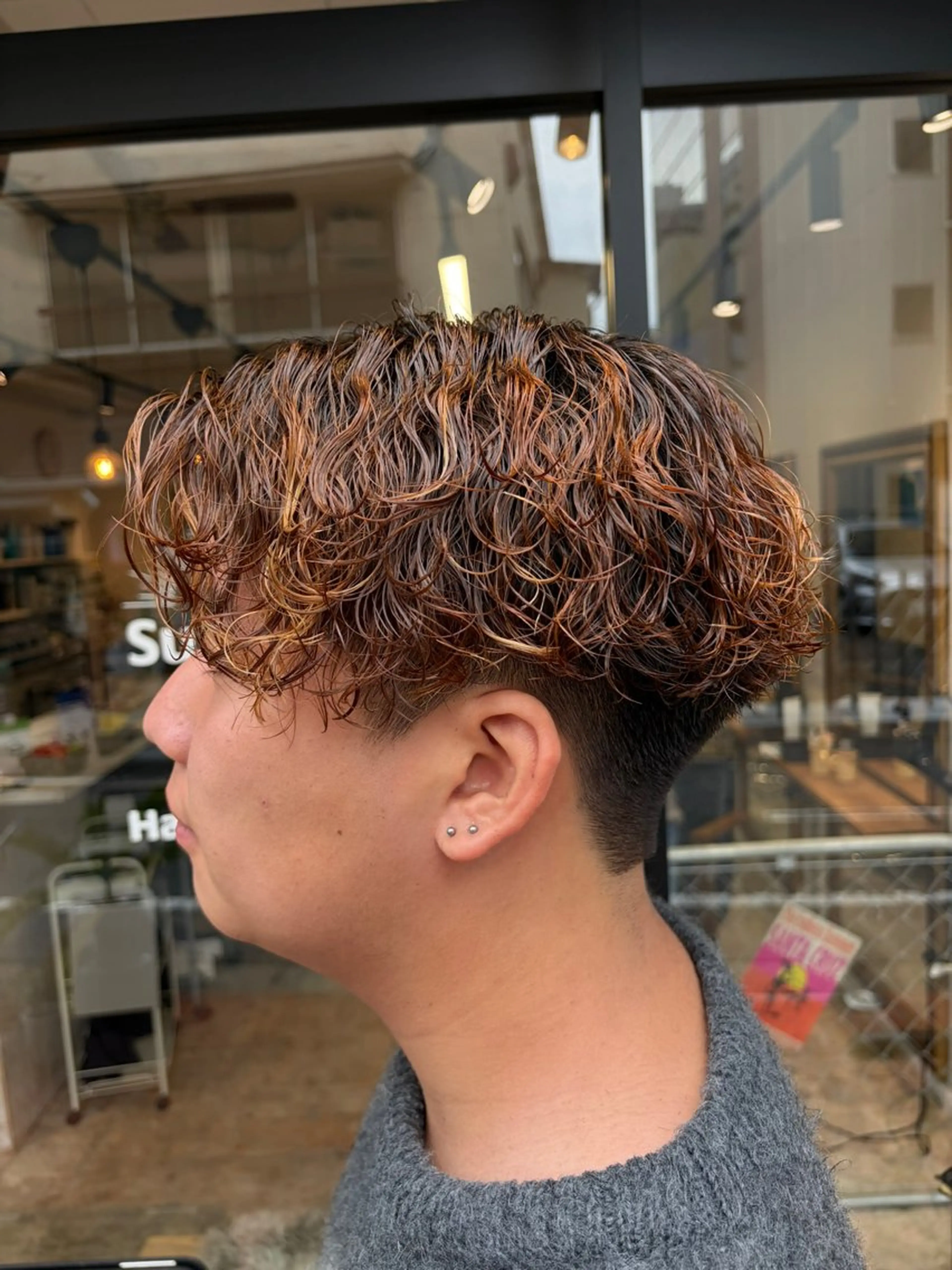 パーマ メンズ フェザーパーマ メンズパーマ スパイキーショート メンズツイストパーマ 波巻きパーマ カット パーマ トリートメント 🌴パーマオタク🌴 長谷川　諒佑🌈のヘアスタイル