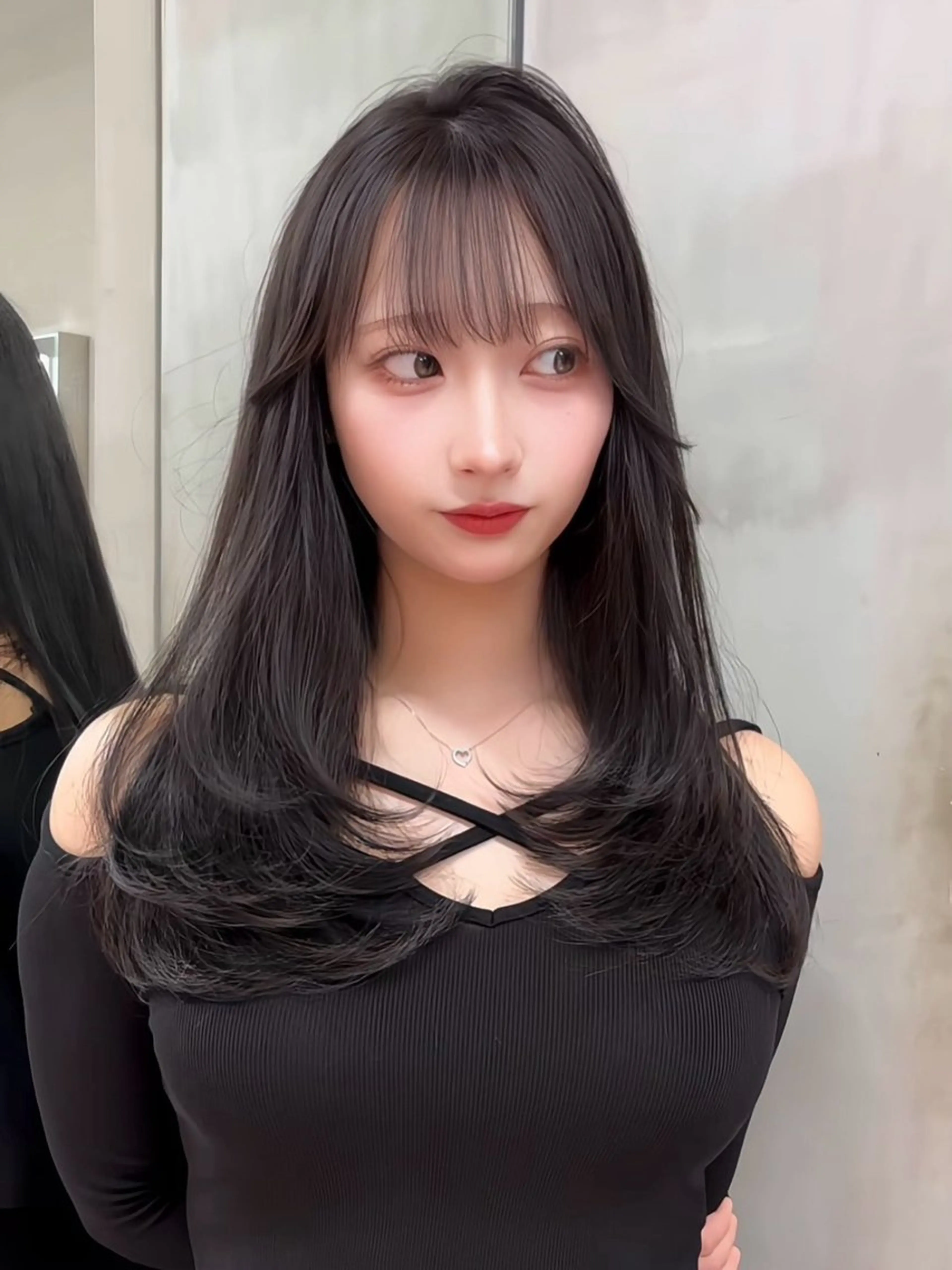 ミディアム カラー 髪質改善 レイヤーカット 縮毛矯正 【美髪矯正】 吉村　清志のヘアスタイル