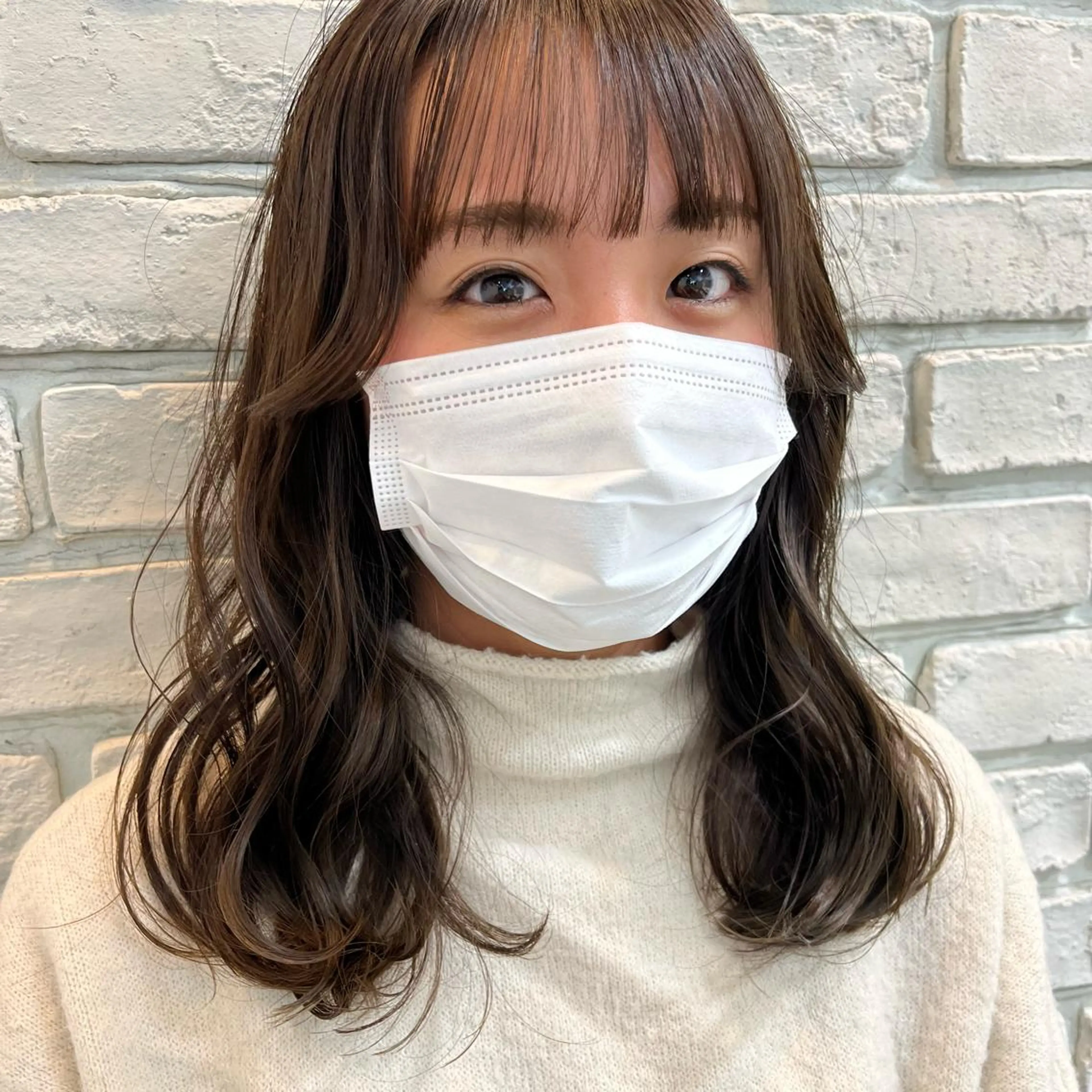 セミロング カラー グレージュ 顔周りカット SOYON 🤍CHIZU🤍.のヘアスタイル