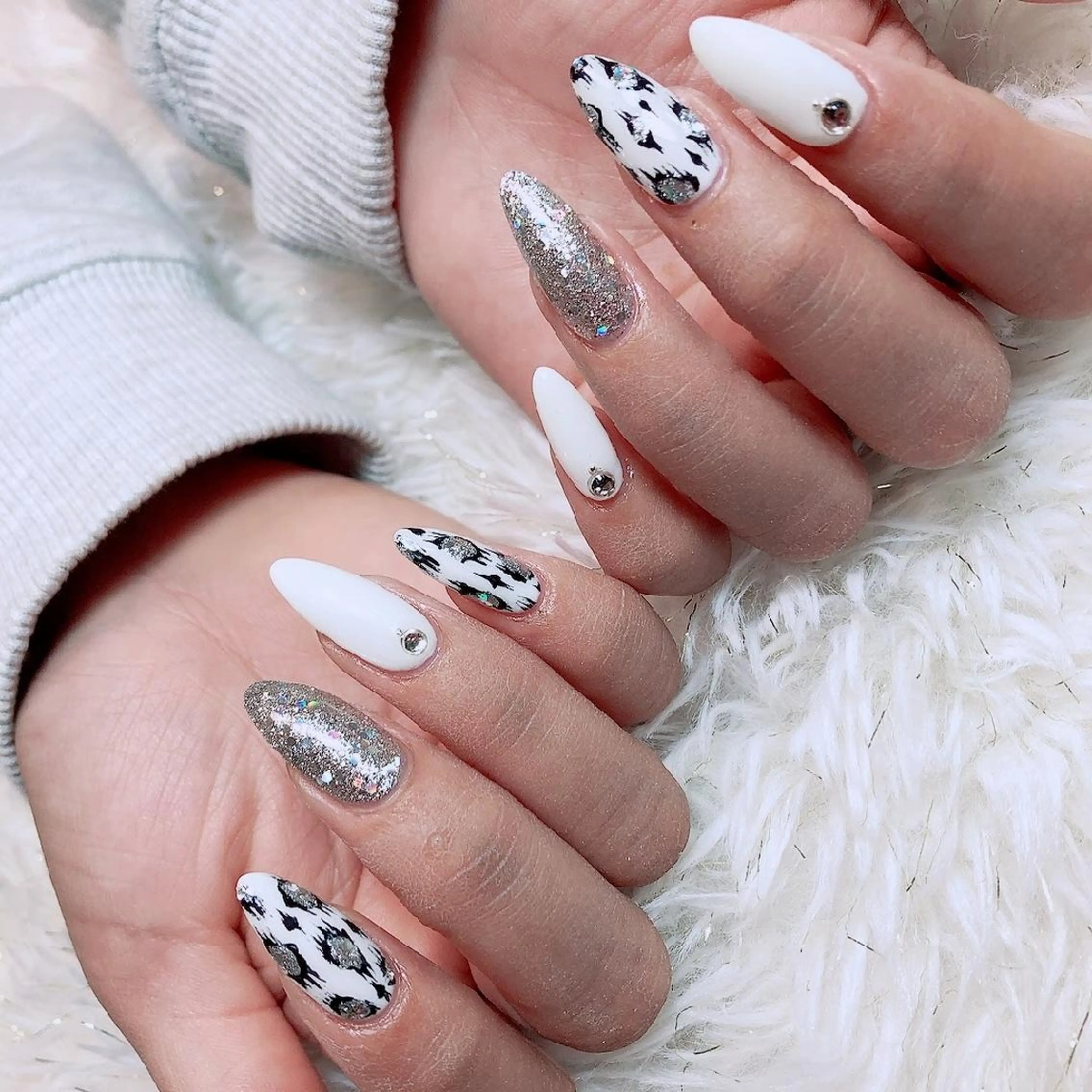 ロング ネイル ☺︎山部 志麻☺︎のネイルデザイン