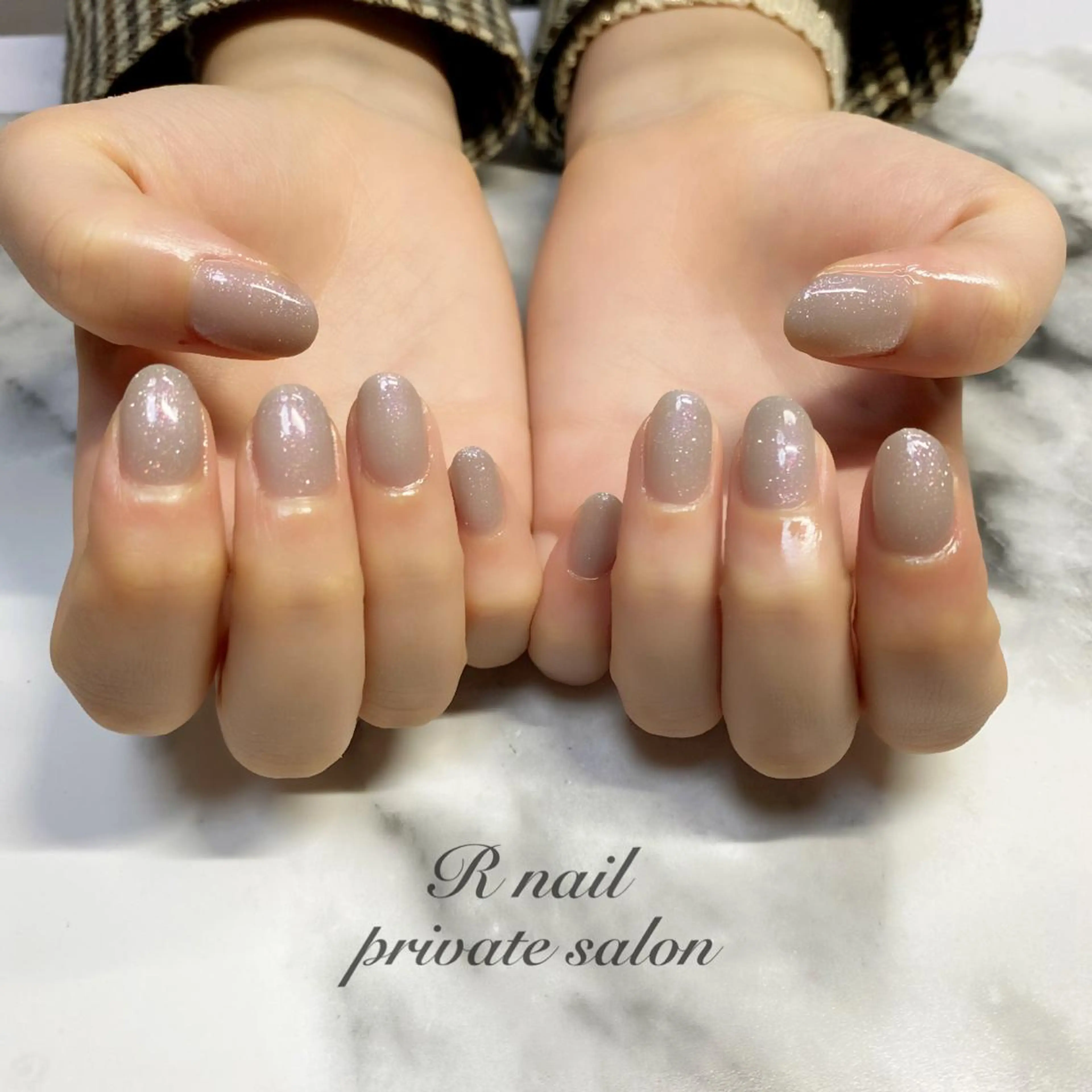 ネイル R nailのネイルデザイン