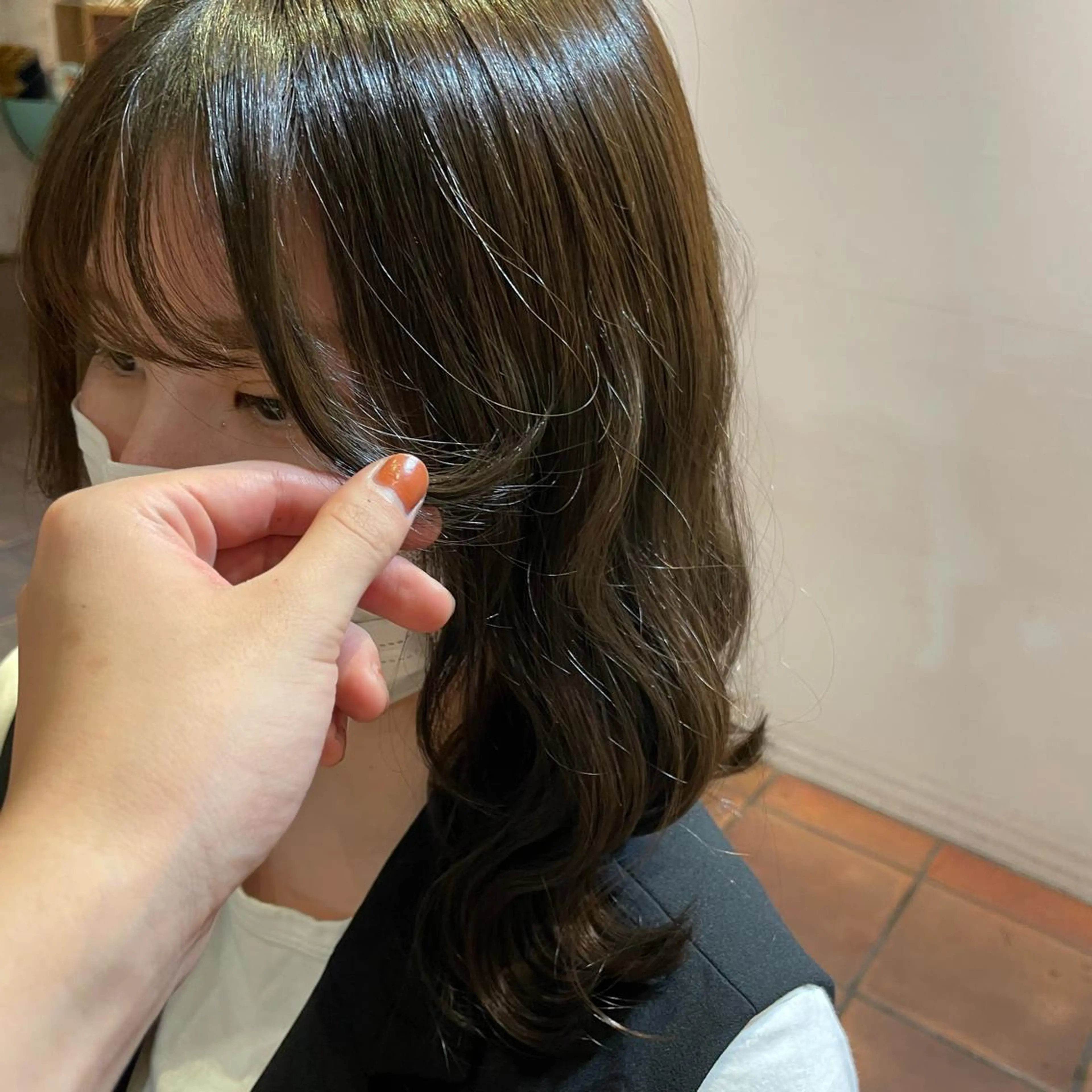 セミロング カラー Yoshimi🌿 金沢文庫のヘアスタイル