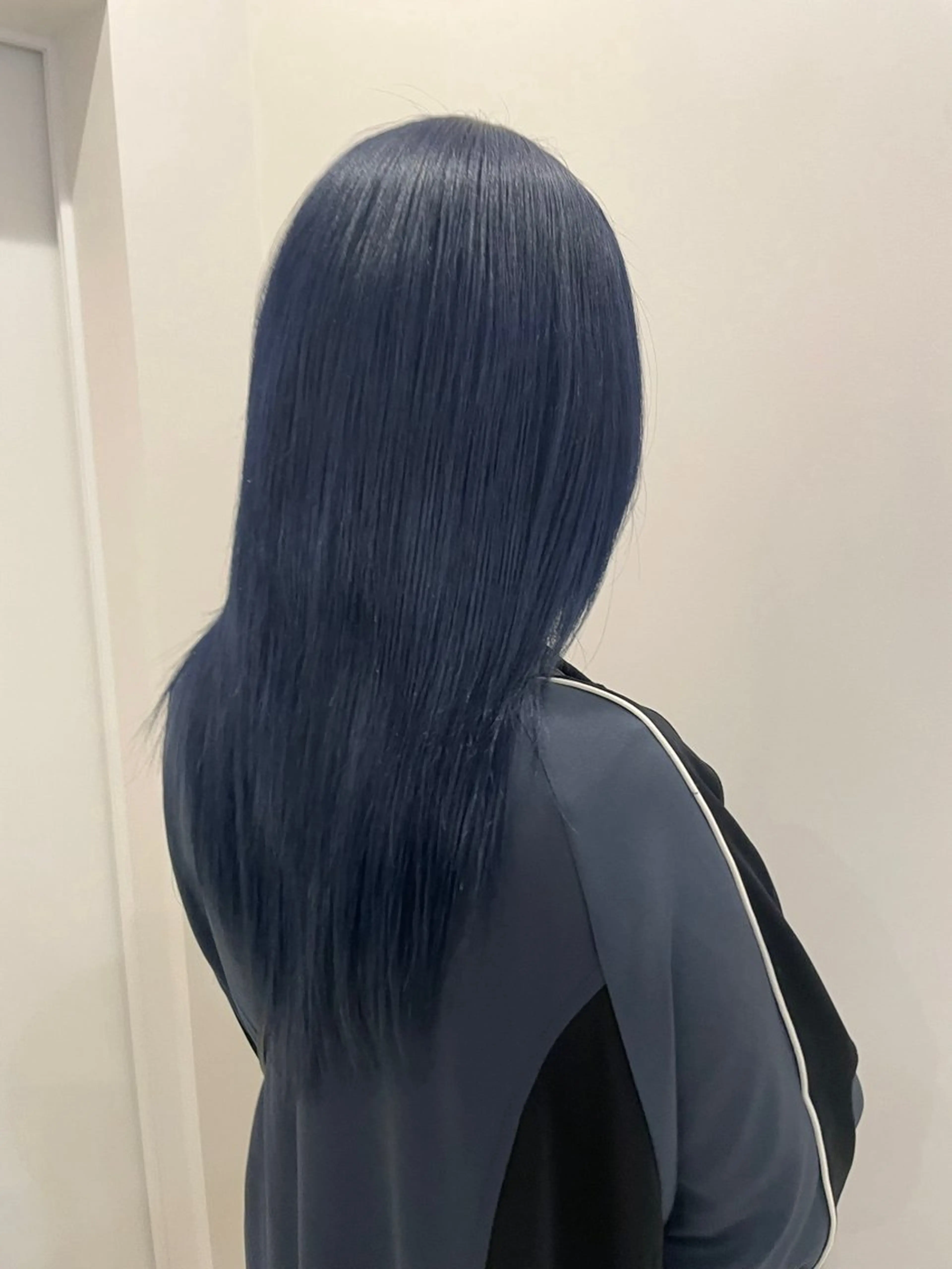 ロング Plus lib 伊東 美咲のヘアスタイル