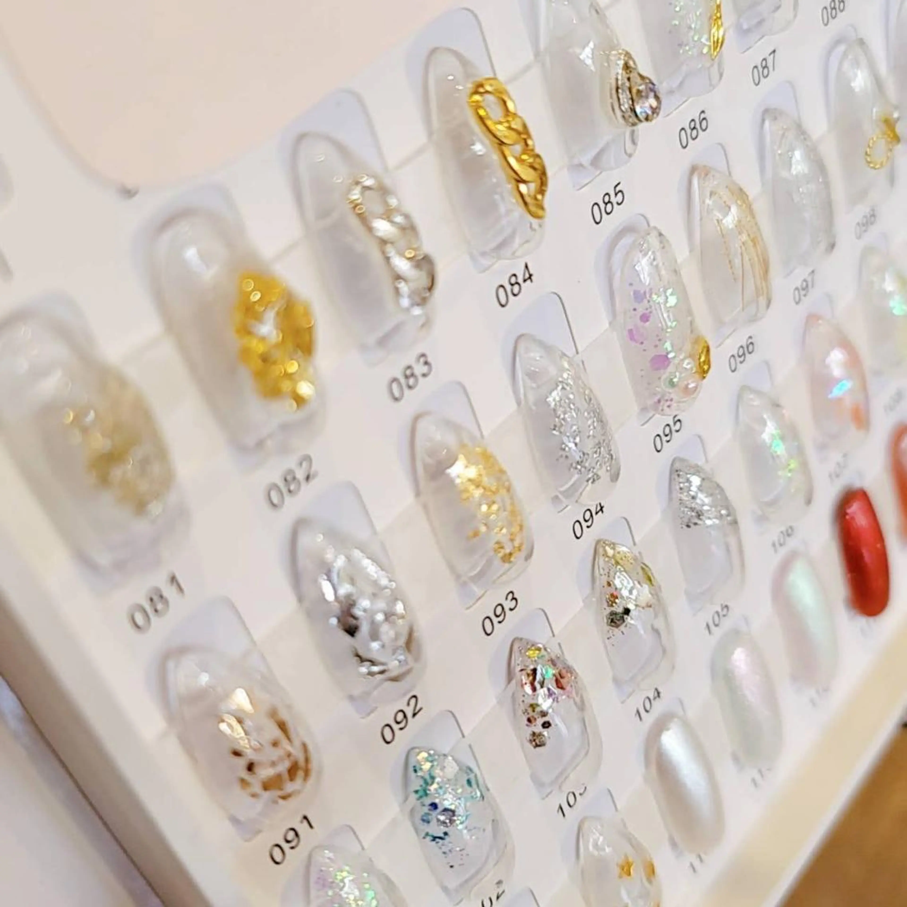 ネイル アートネイル シンプルネイル 石田 由紀のネイルデザイン