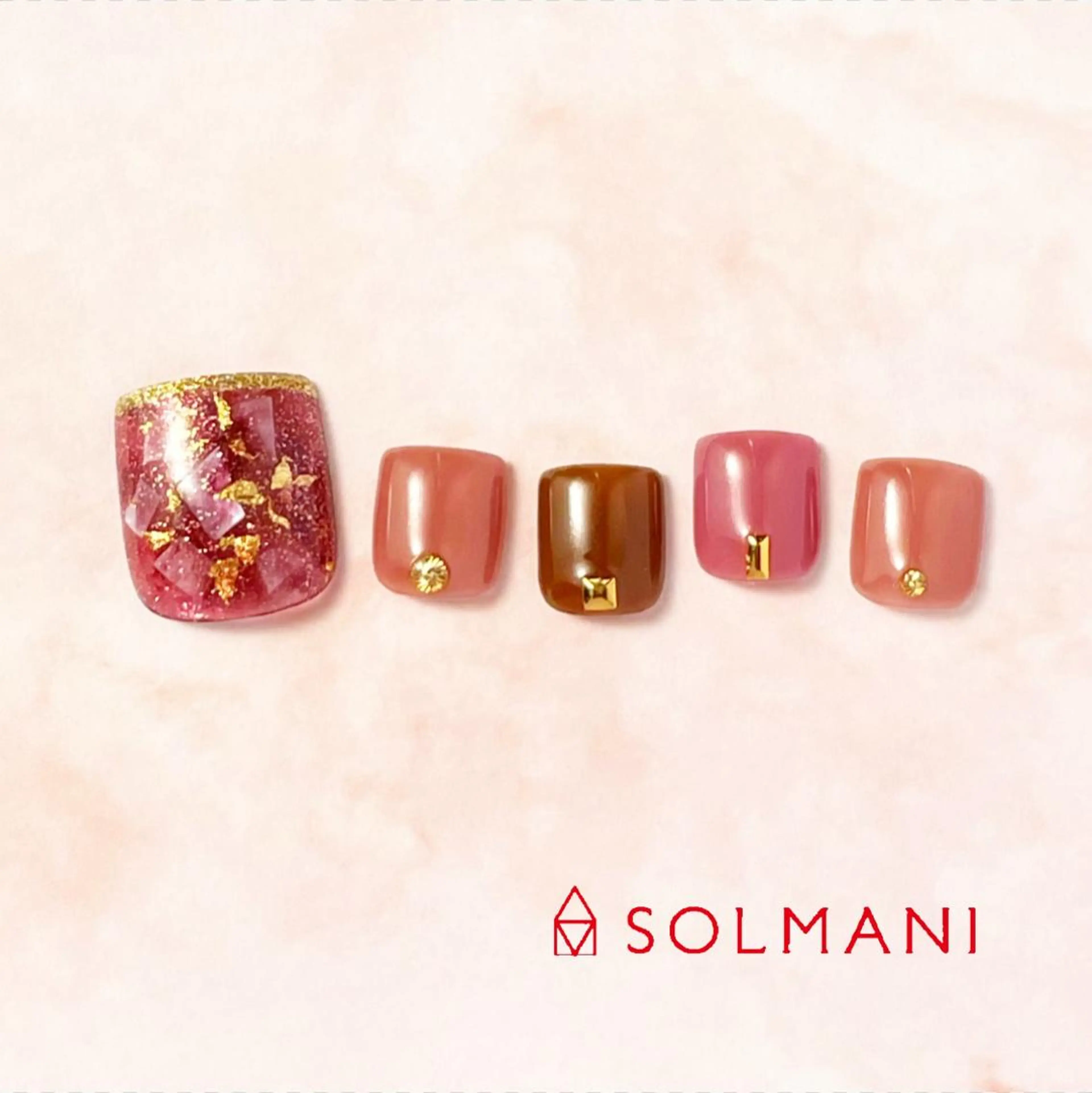 ネイル べっ甲ネイル フットネイル SOLMANI 予約担当のネイルデザイン
