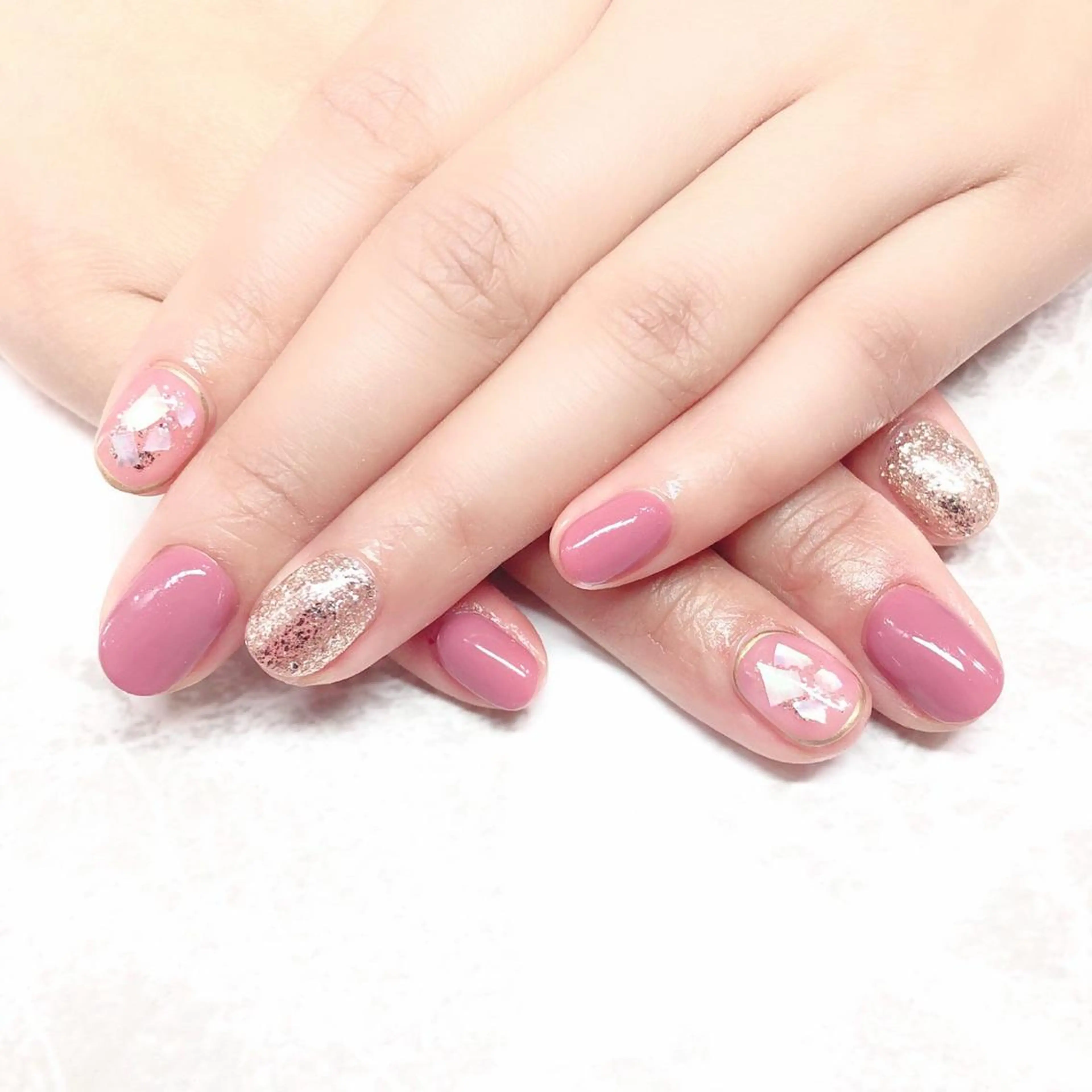 ネイル ハンドネイル マジックミラー所属・マジック ミラーのネイルデザイン