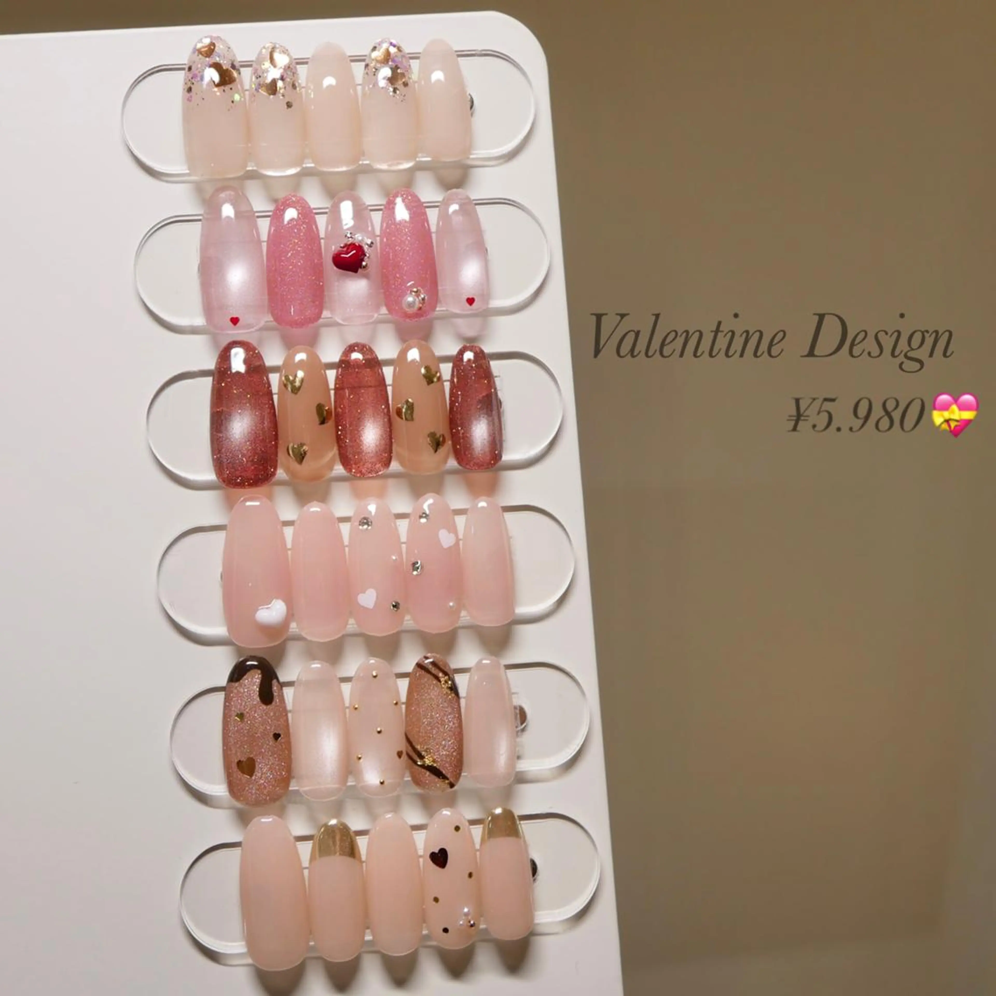 【期間限定】バレンタインネイル💝定額コース 〈ﾊﾟｰﾂ等追加ok〉の写真