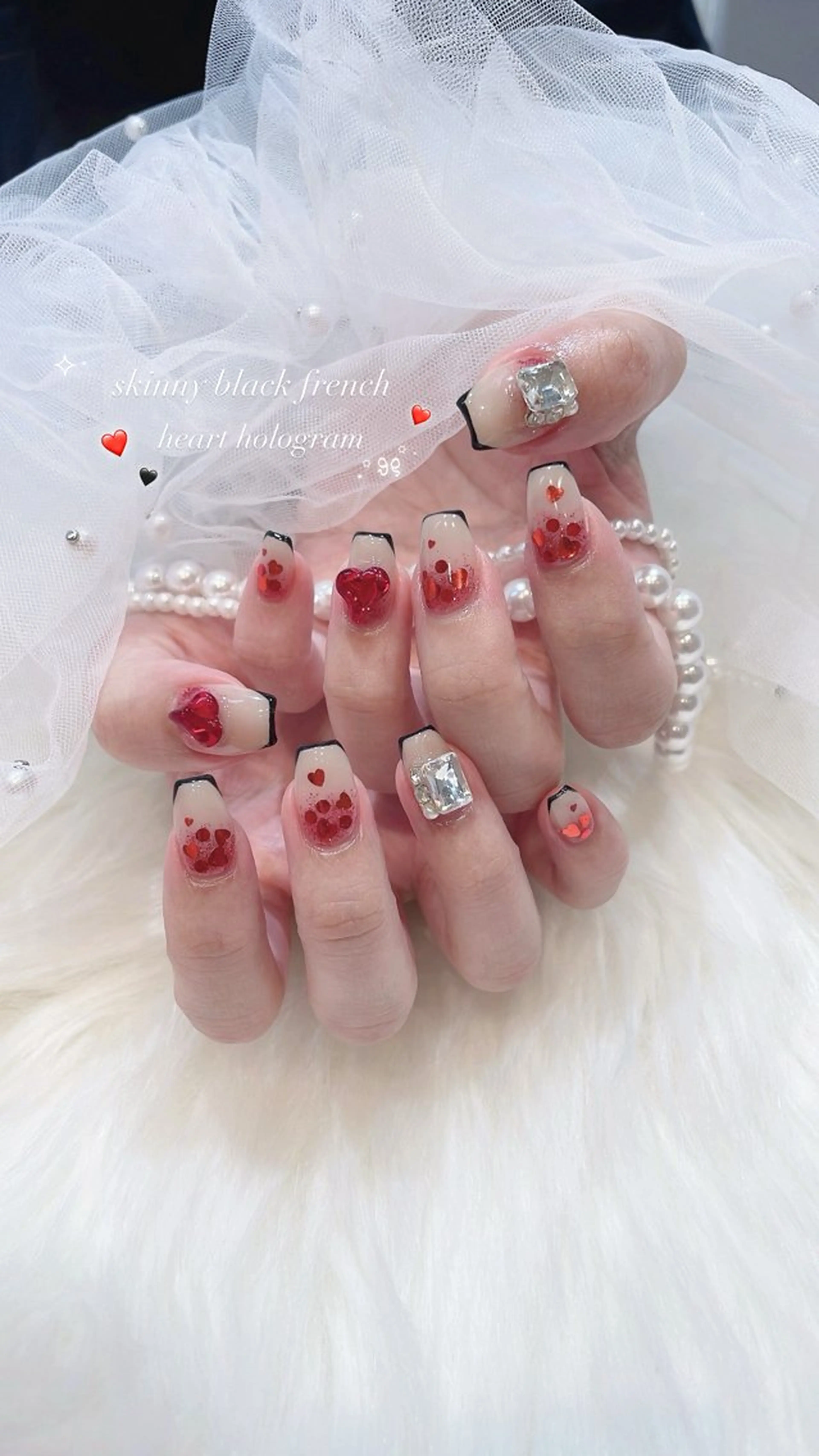 ネイル ハンドネイル classic 新横浜所属・山田 暉のネイルデザイン