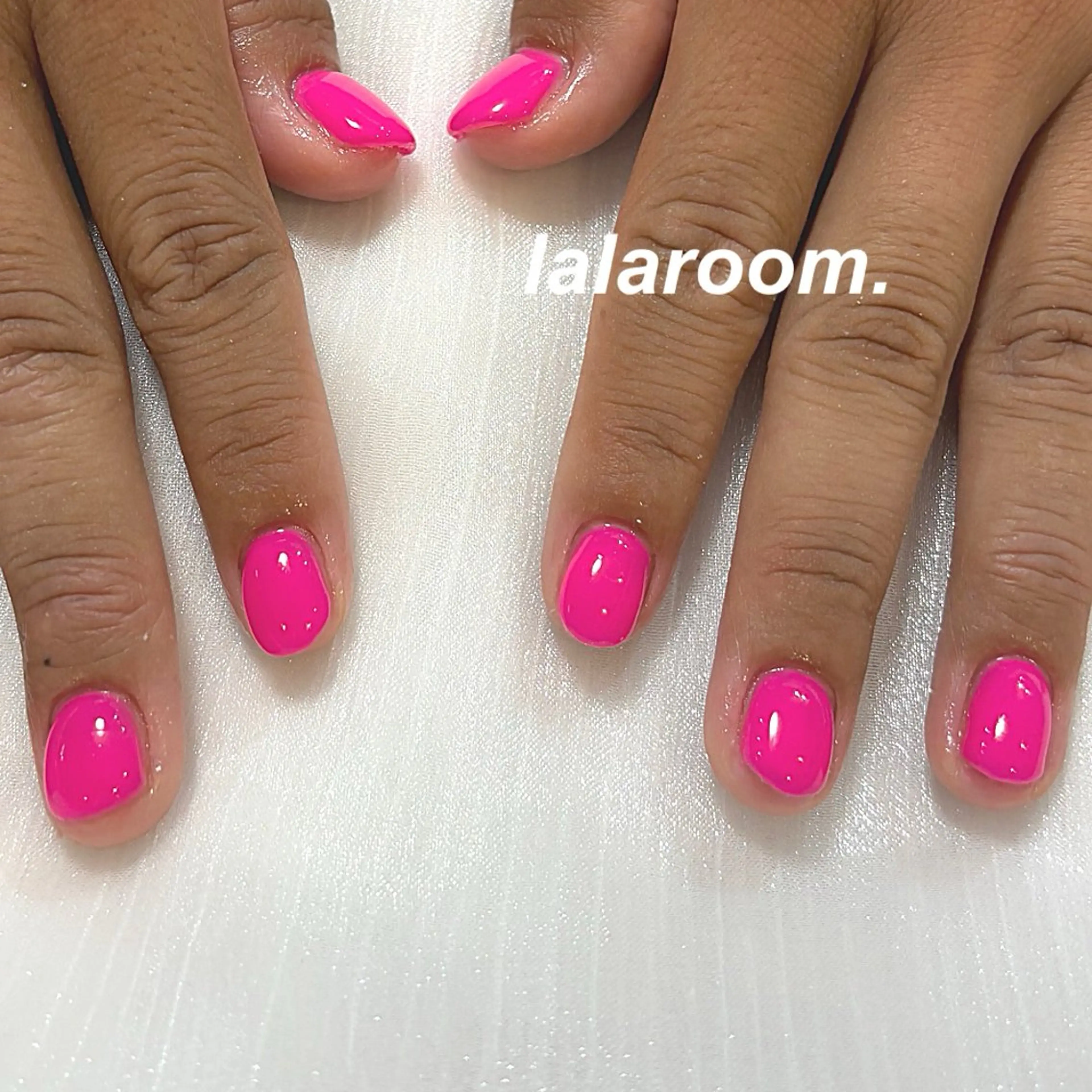 ネイル キラキラネイル マグネットネイル オフィスネイル ワンカラーネイル シンプルネイル ハンドネイル lalaroom. nailsalon航空公園店所属・lala room.のネイルデザイン
