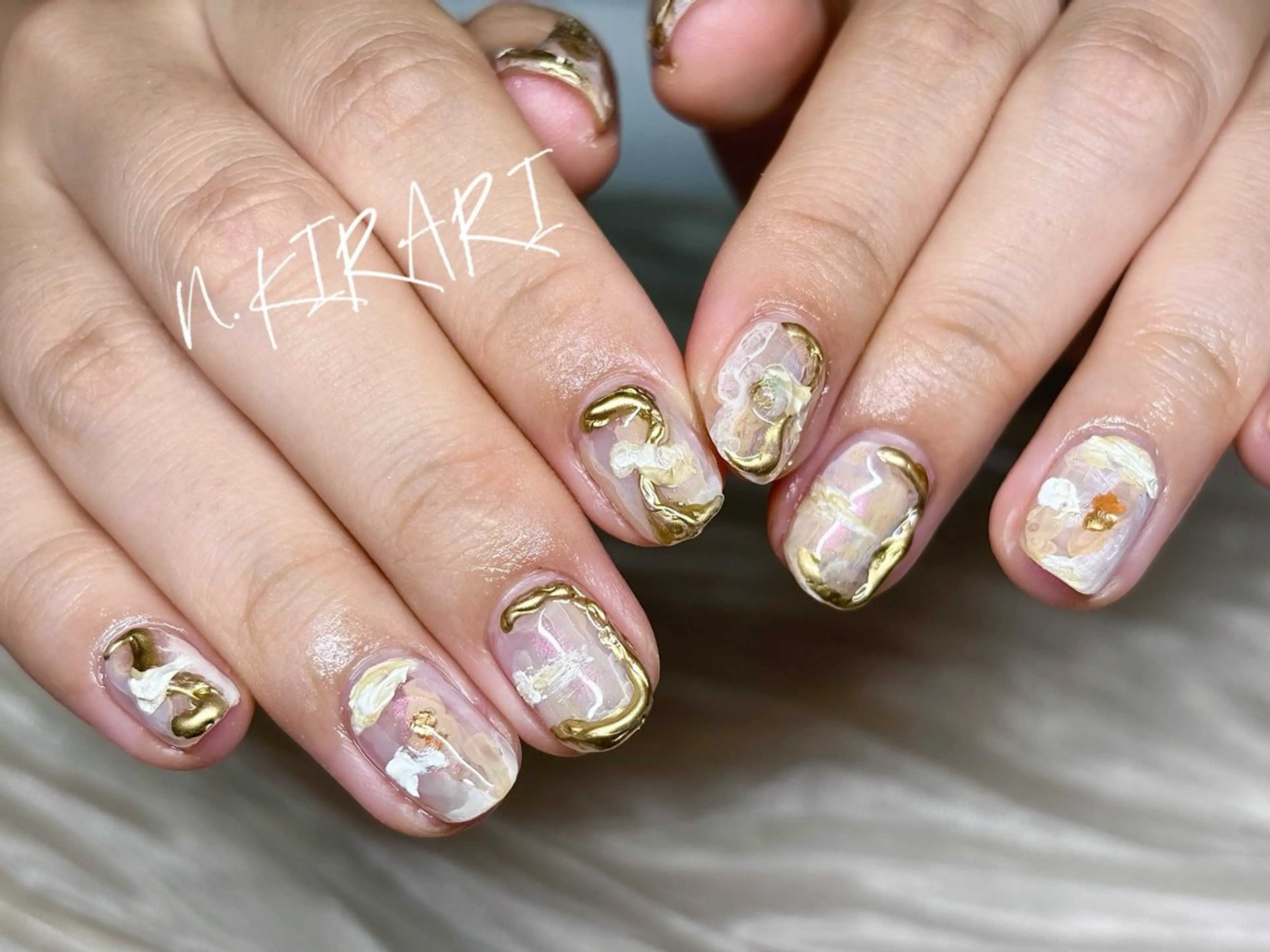 ネイル ニュアンスネイル N.KIRARI hanaのネイルデザイン