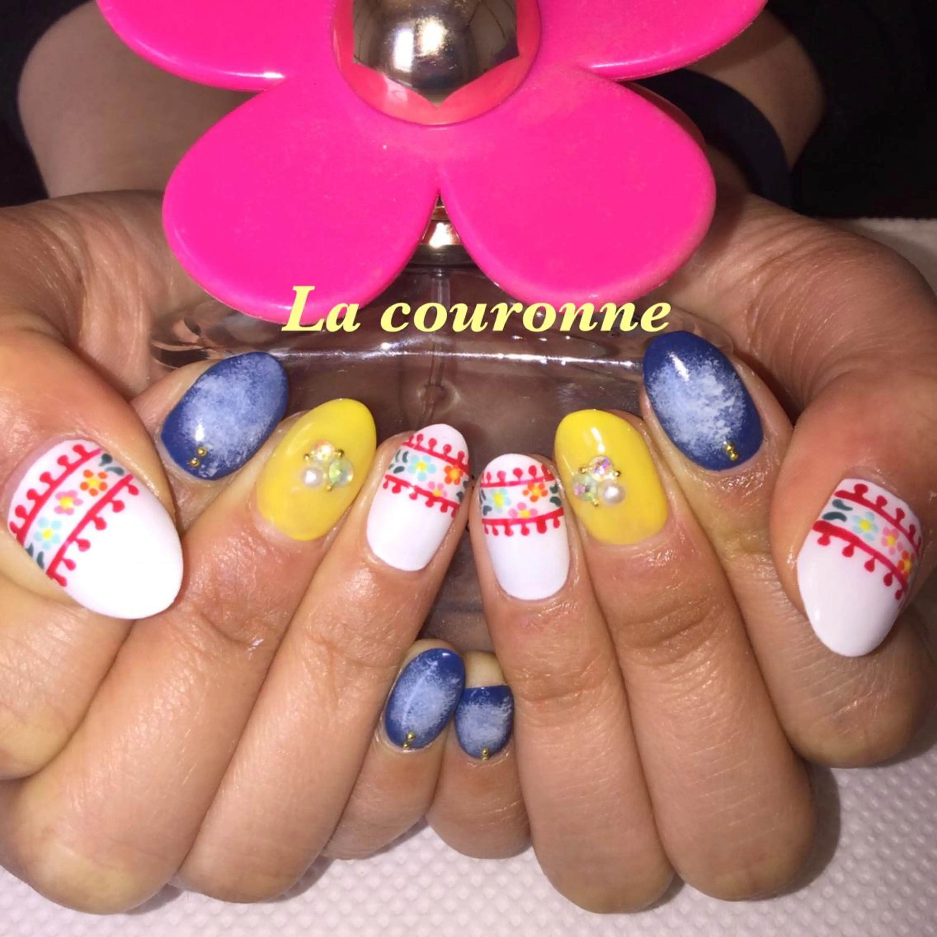 ネイル Lacouronne NATSUMIのネイルデザイン