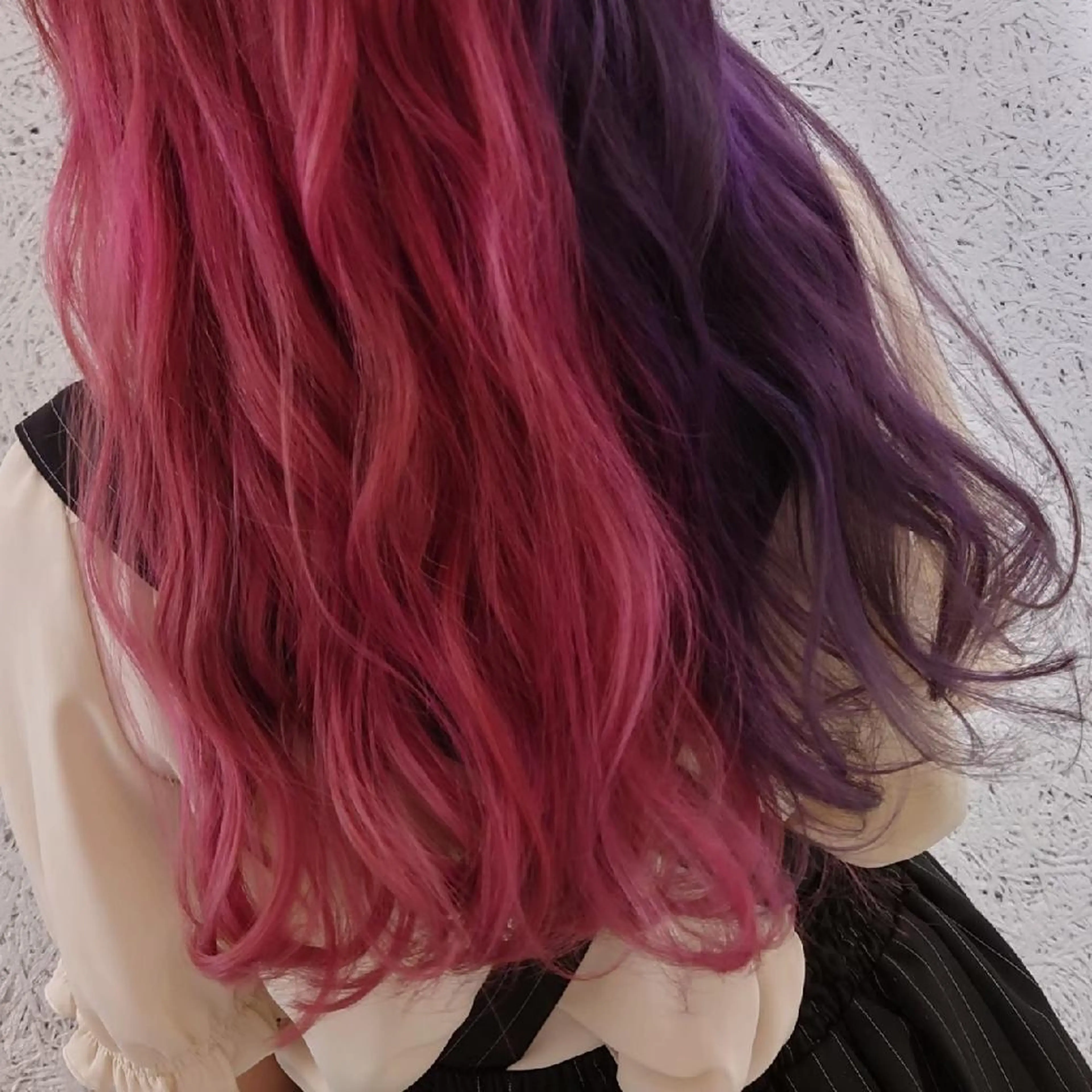 ロング カラー ヘアアレンジ 黒髪 ブリーチ ハイトーンカラー イルミナカラー オレンジ カット ヘアカラー トリートメント かわい ゆうな 髪質改善/縮毛矯正のヘアスタイル