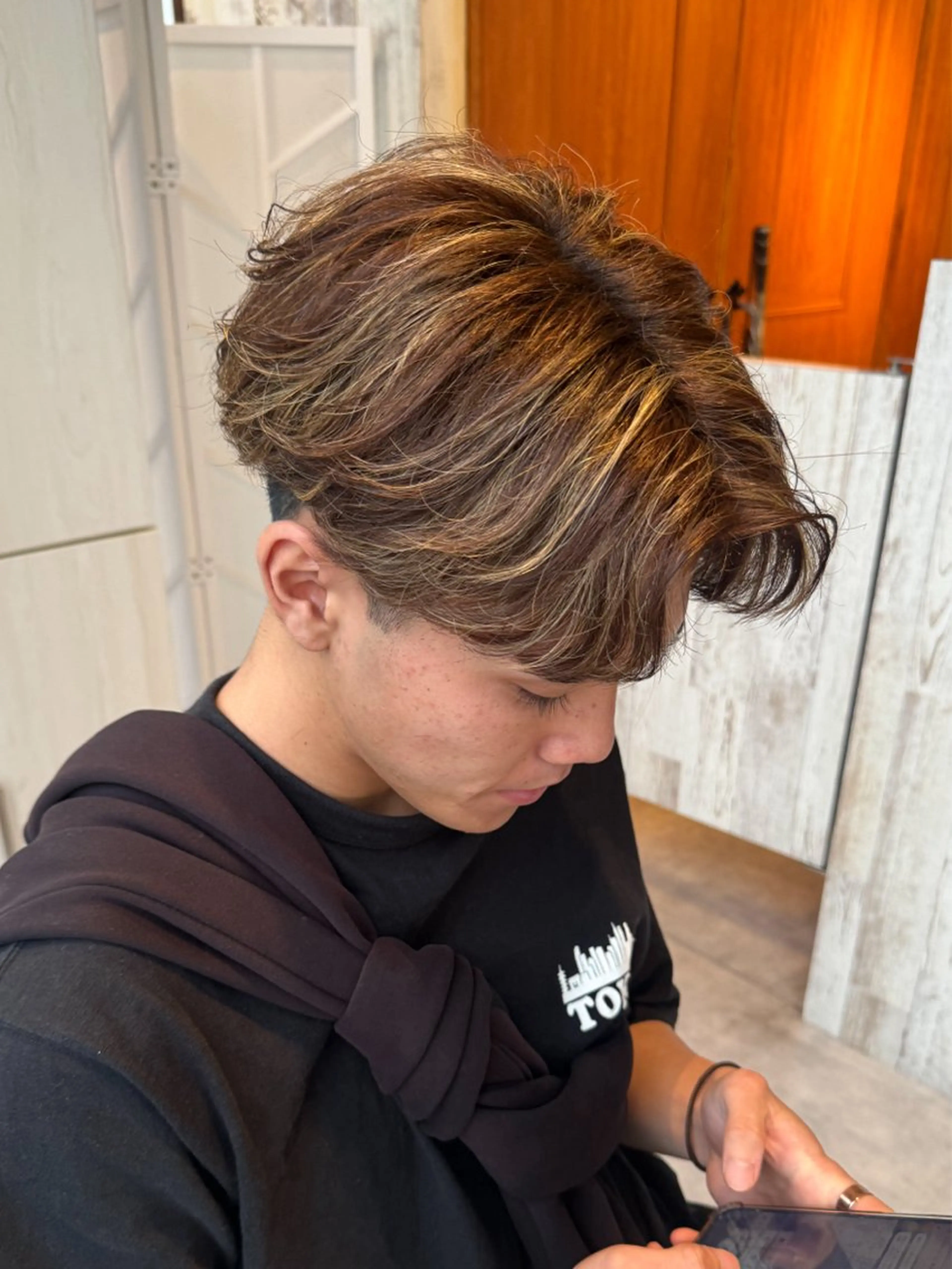 カラー ハイライトカラー 山本 玲桜のヘアスタイル