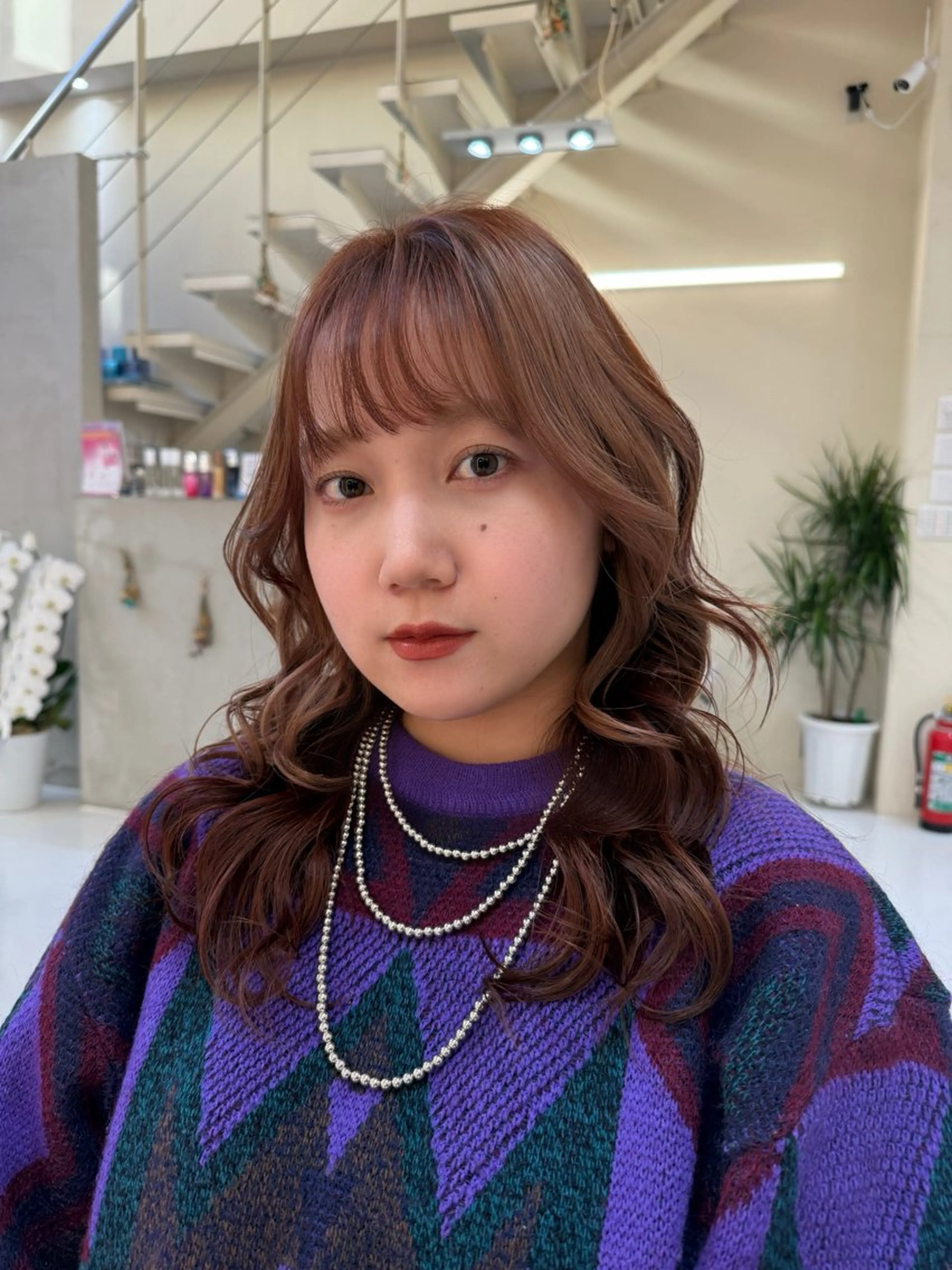 ミディアム 園田 奈津のヘアスタイル