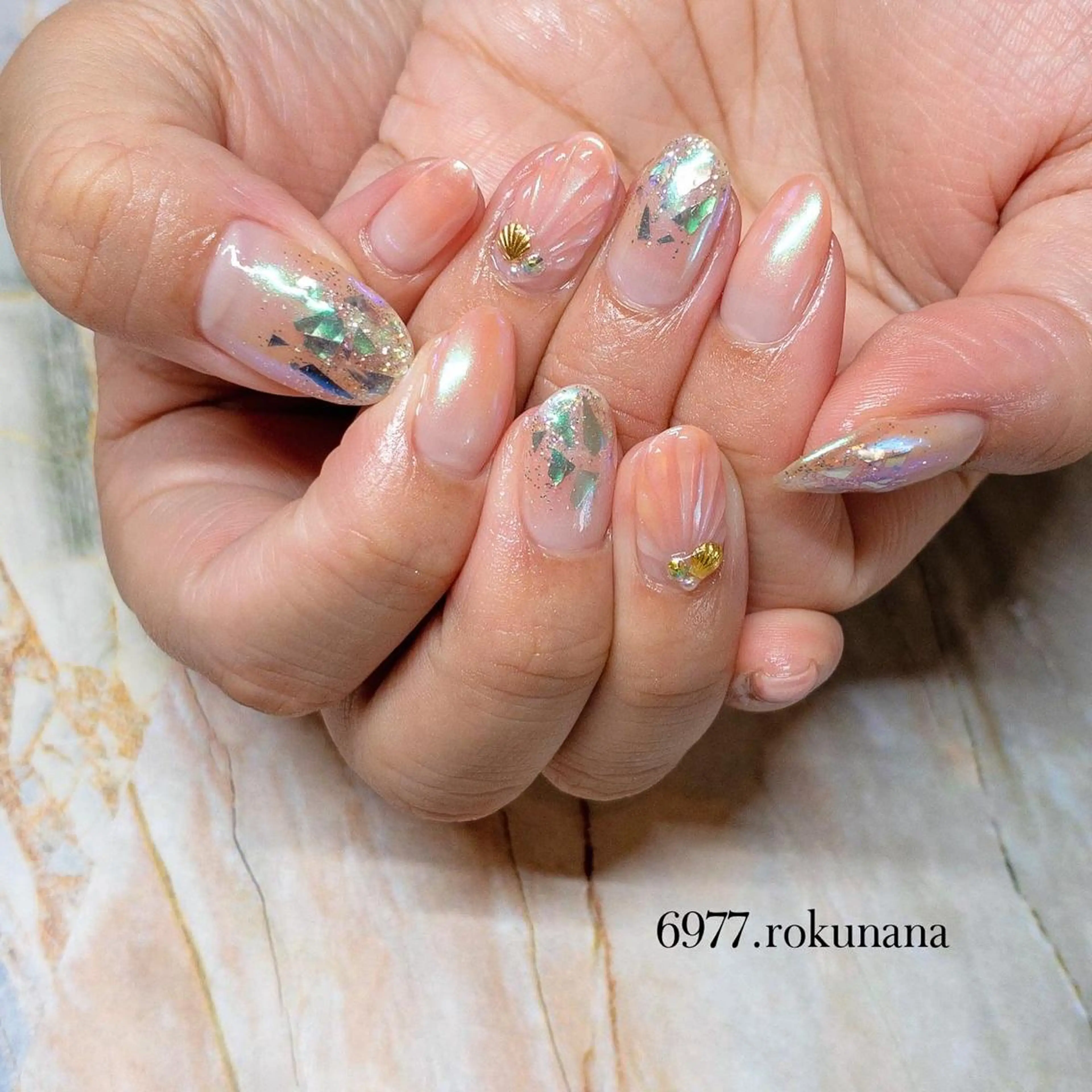 ネイル rokunana 佐野のネイルデザイン