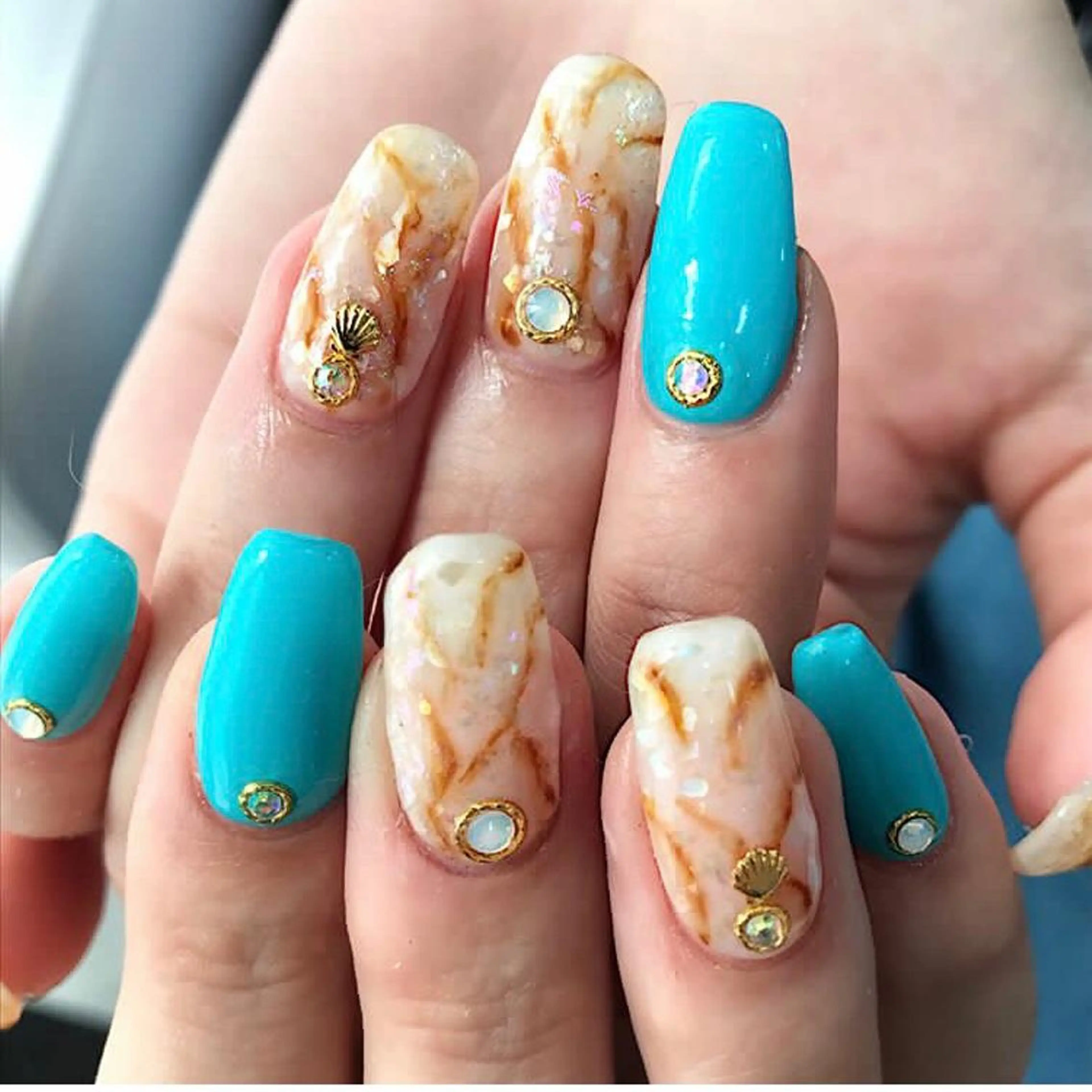 ネイル 渋谷ビュレネイル Kaoruのネイルデザイン