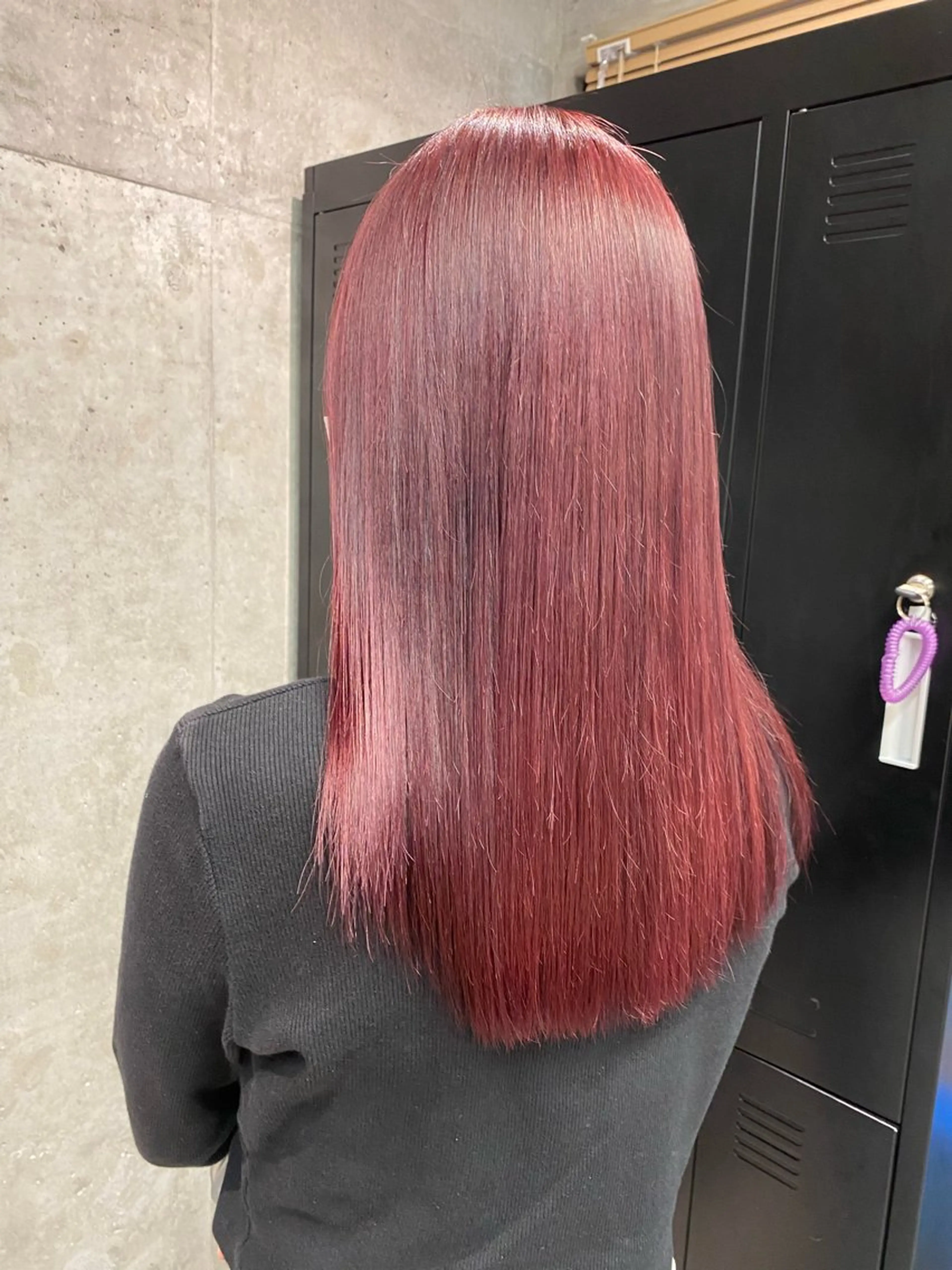 セミロング カラー レッドカラー 髪質改善 トリートメント hina💟 透明感カラーのヘアスタイル