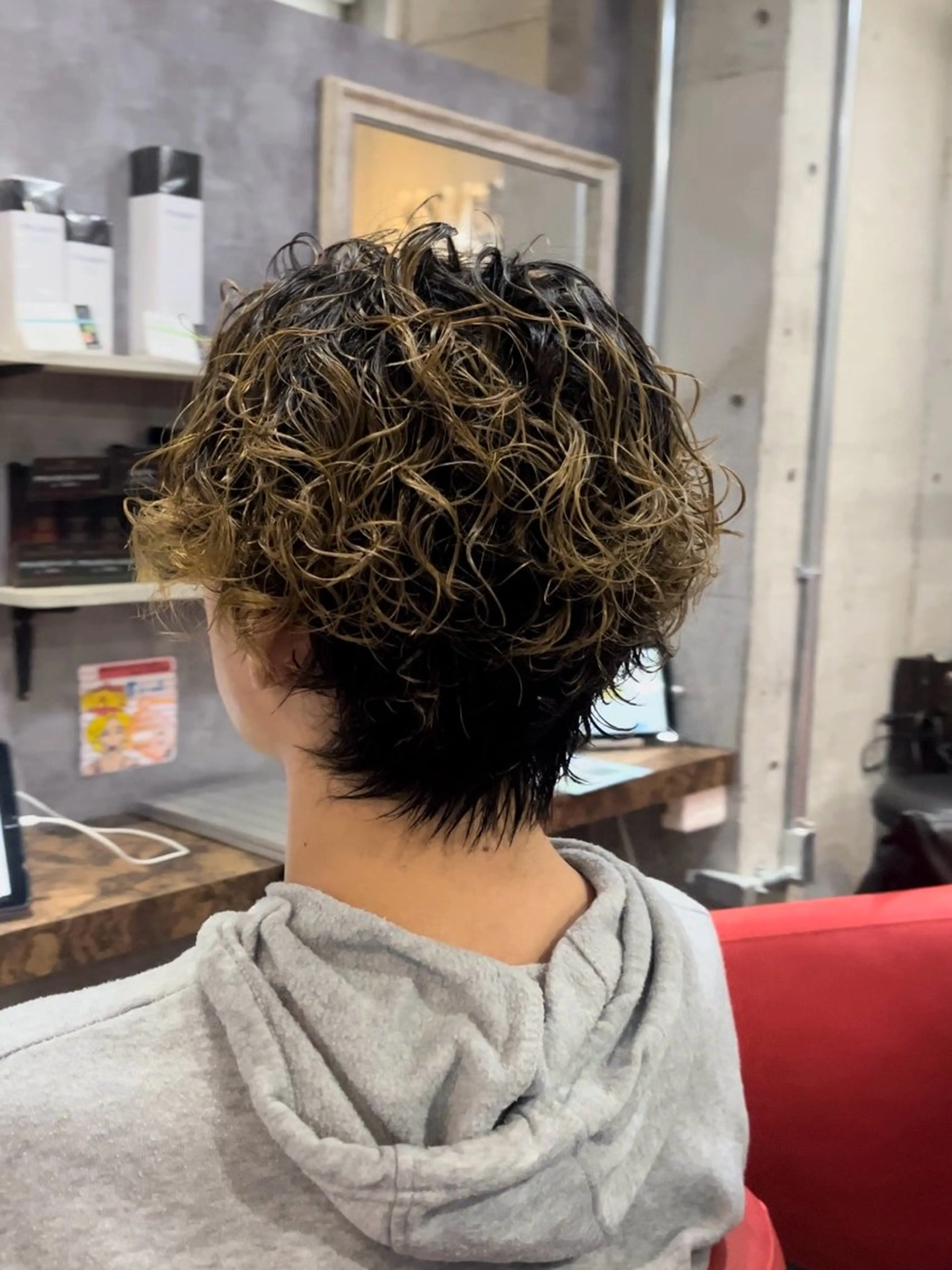 【新規メンズ限定】カット＋スパイラルパーマ+前処理TR ¥11,000の写真