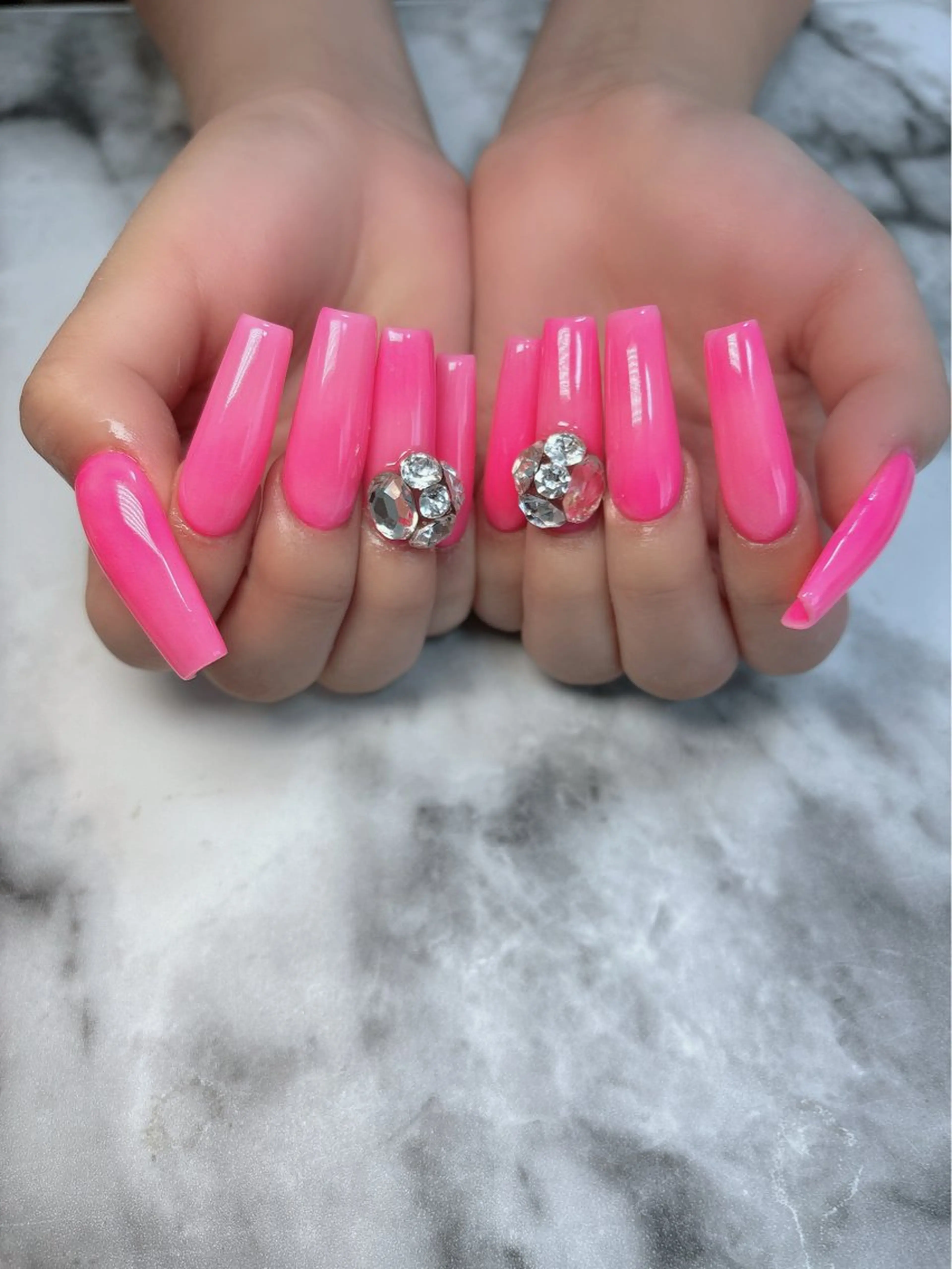 ネイル ロングネイル ハンドネイル salon de belnetta所属・kayo 💅のネイルデザイン