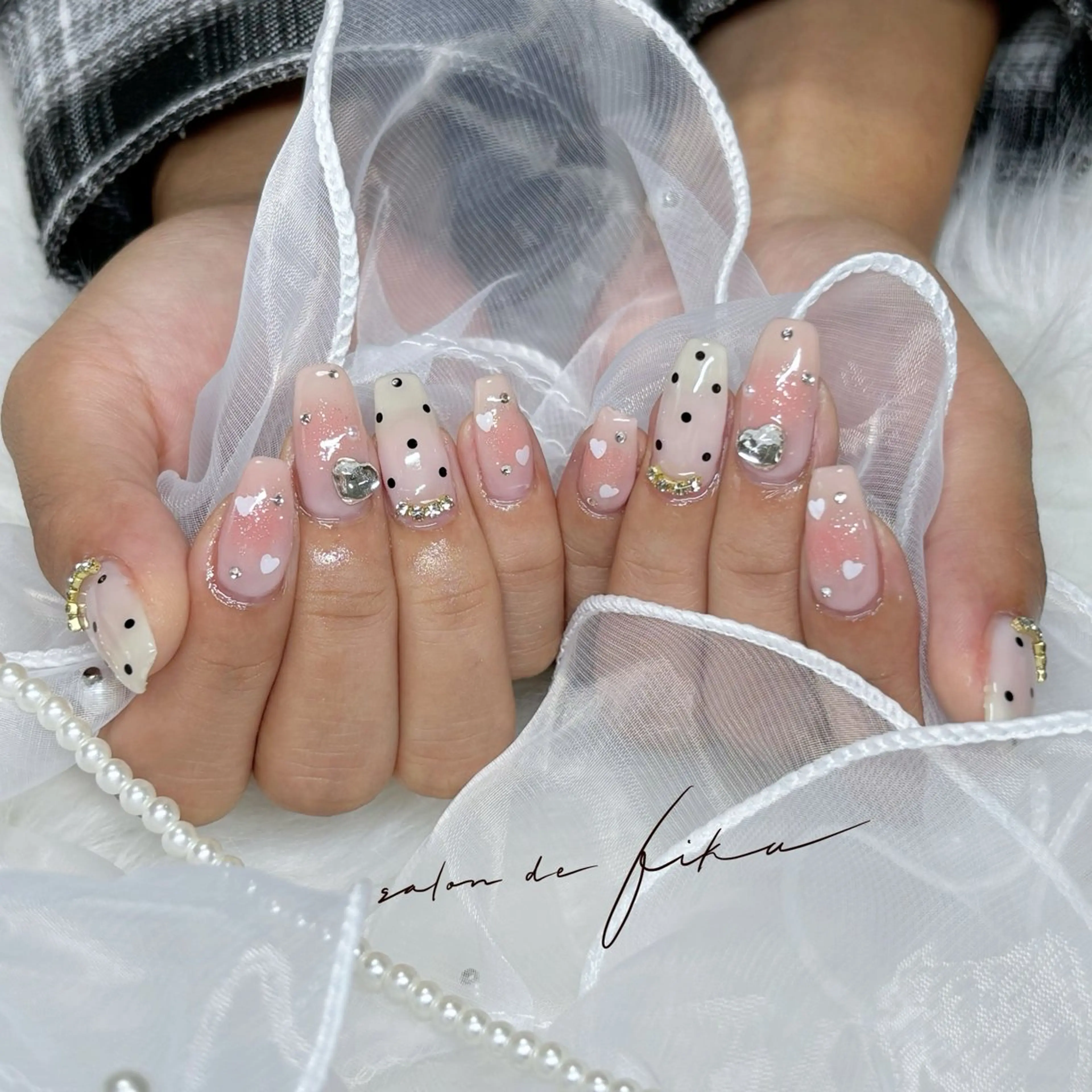 ネイル ハンドネイル 🐝TOMO🎀ིྀ 【パラジェル取扱店】のネイルデザイン