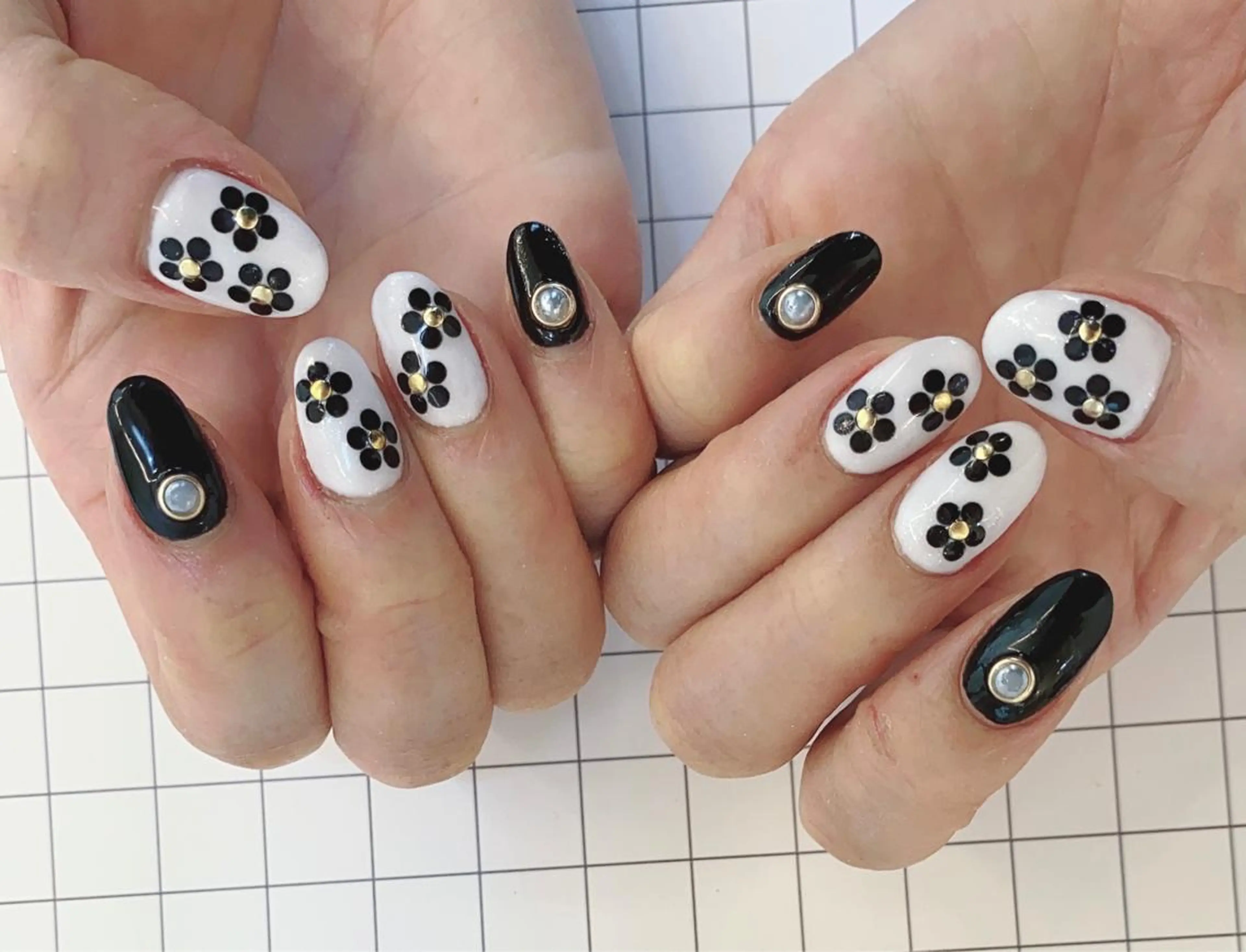 ネイル moana Aのマツエク・マツパデザイン