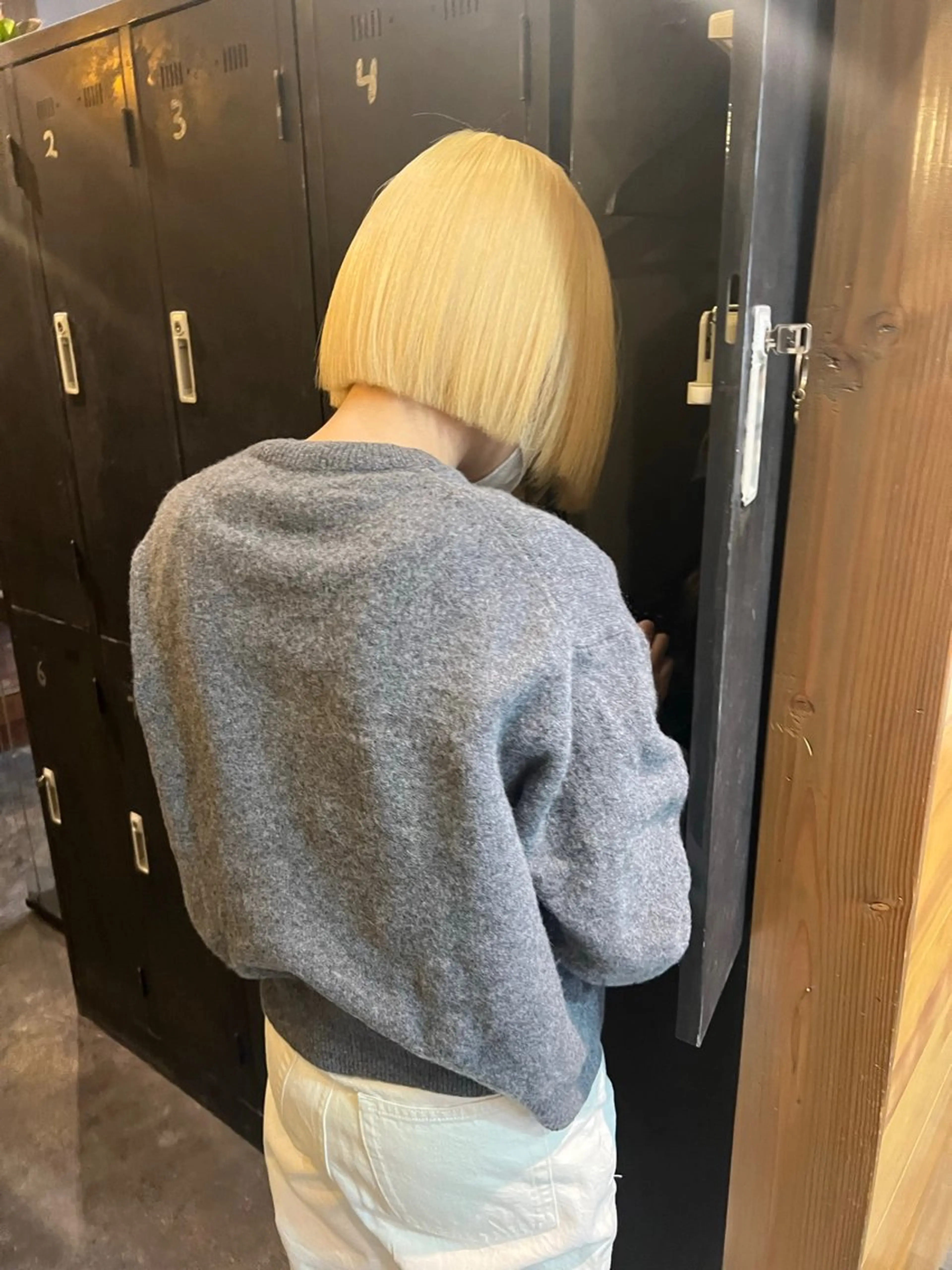 ショート ヘアカラー トリートメント ハイトーンカラー🍑 心斎橋のヘアスタイル