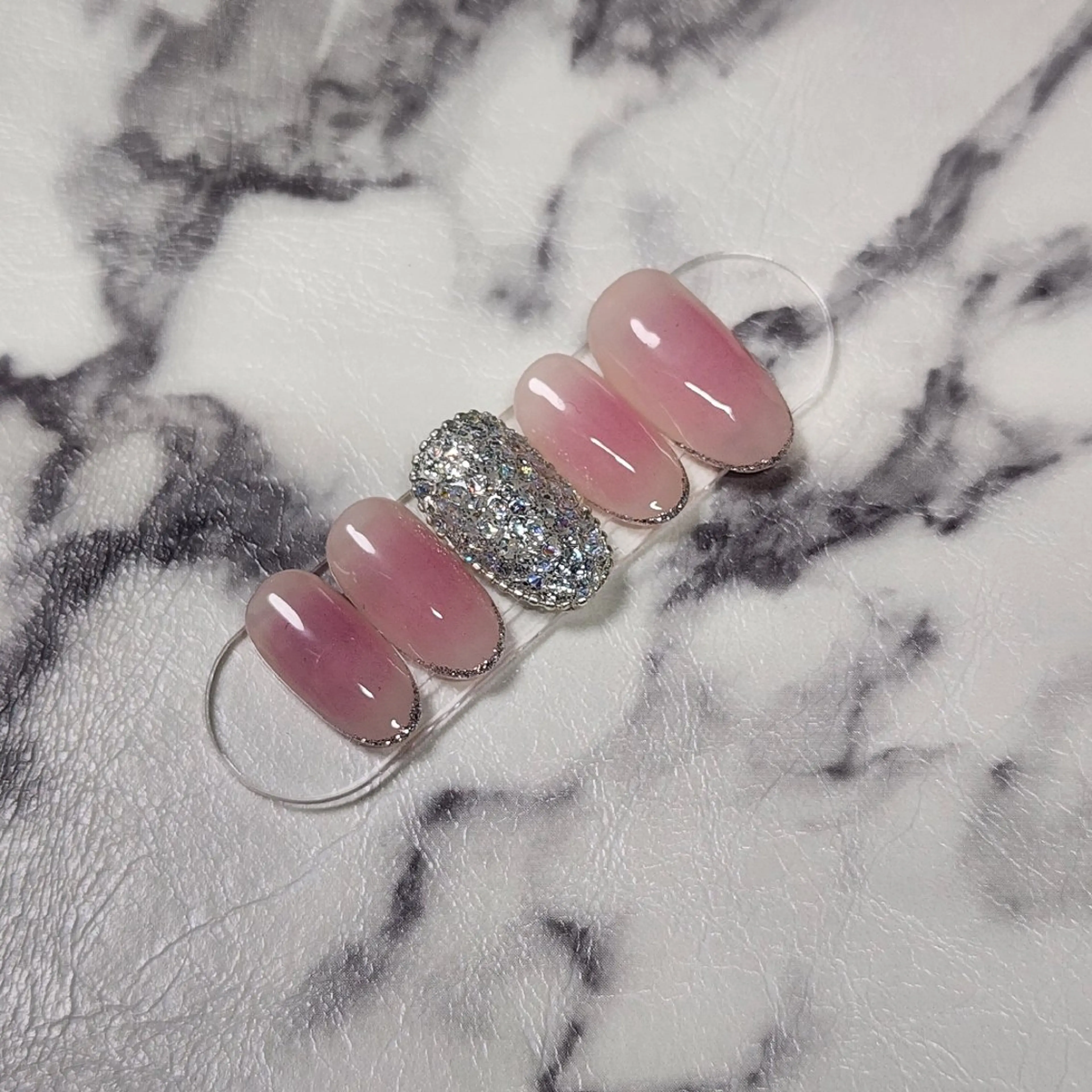 ネイル NailSalon＆HandmadeShop♾️Eight♾️所属・NailSalon ♾️Eight♾️のネイルデザイン