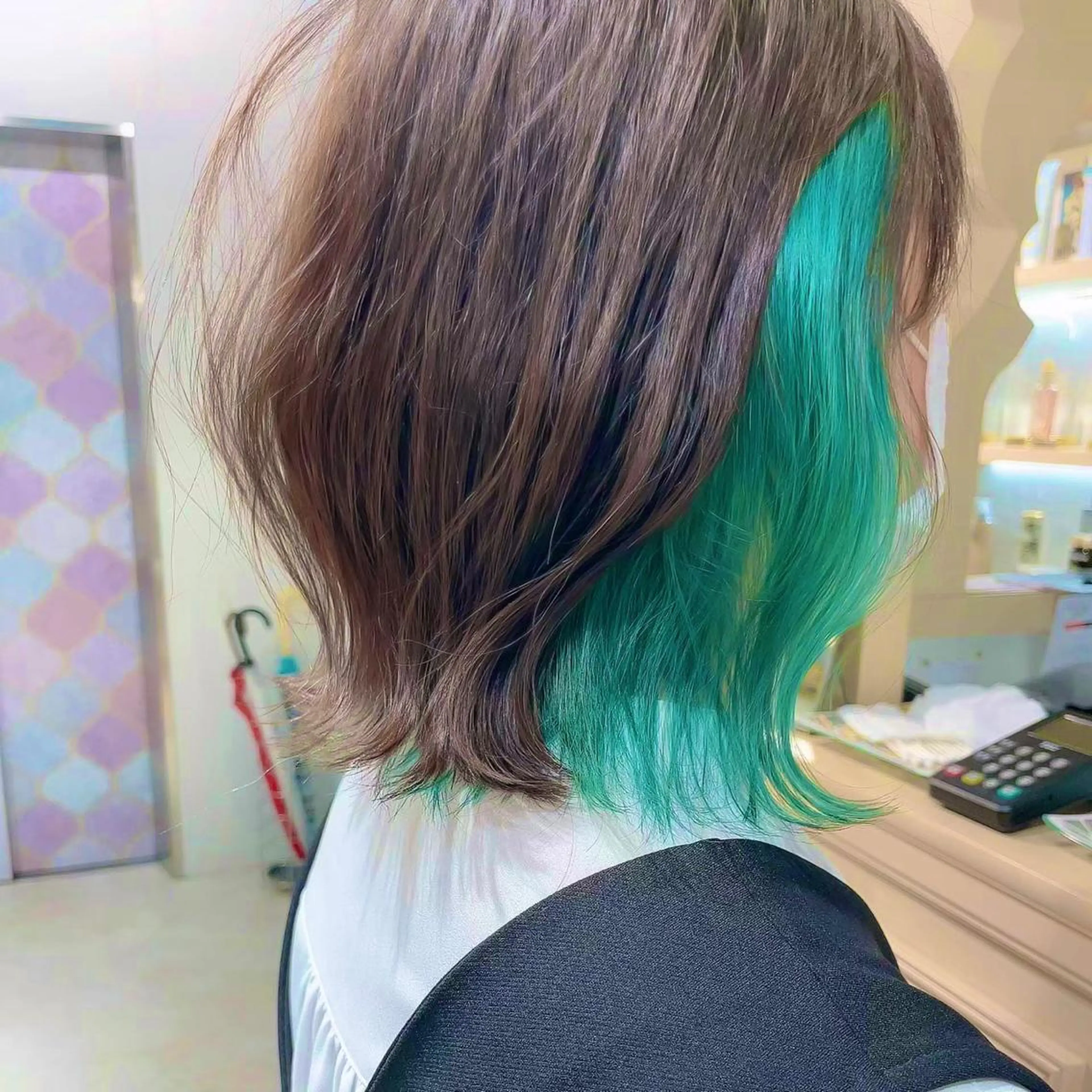 カラー インナーカラー 🥇KEN /レイヤー/艶カラーのヘアスタイル