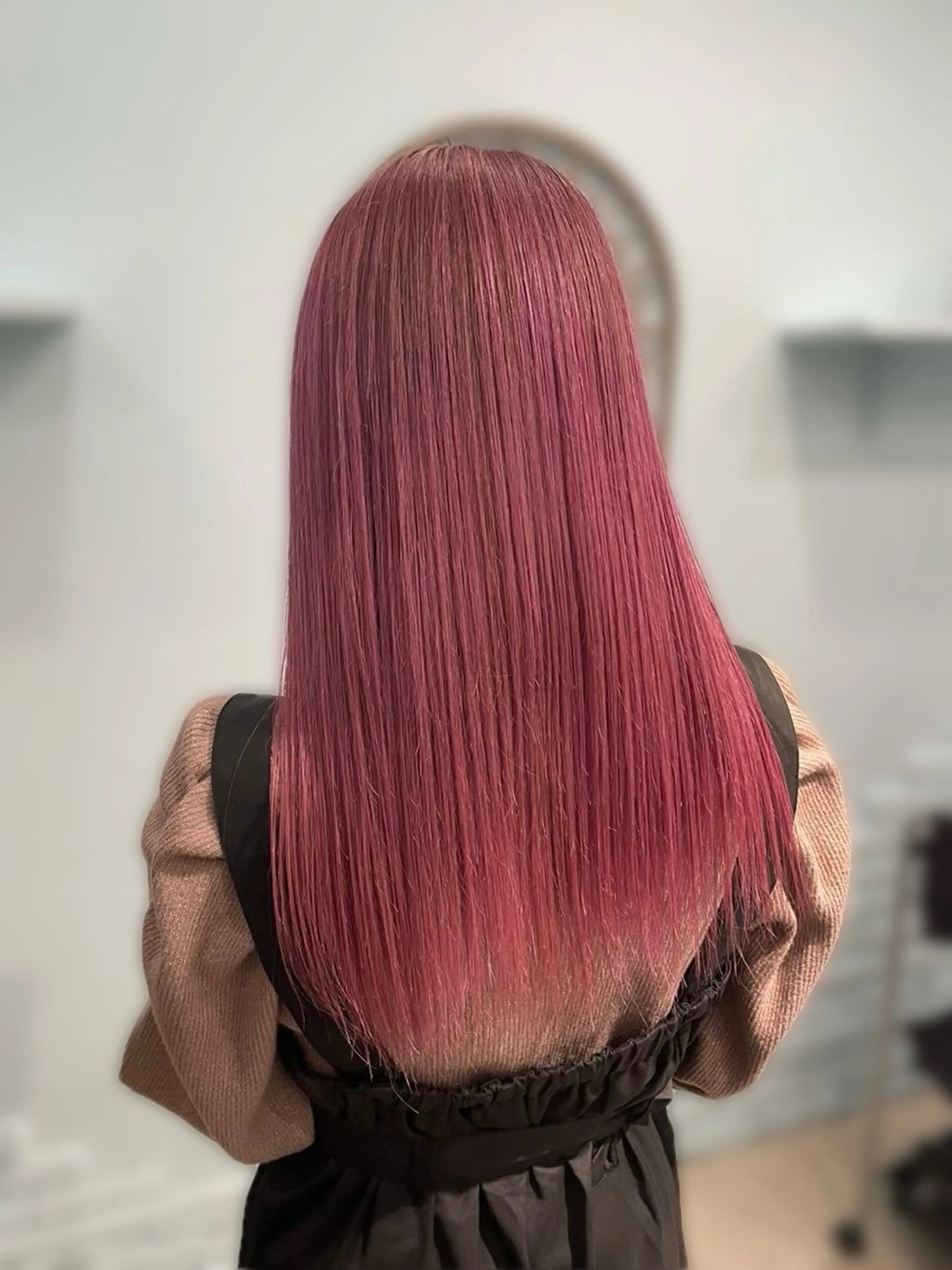 セミロング カラー パーマ ヘアアレンジ メンズ キッズ ヘアカラー トリートメント レイヤー×ハイトーン / mihana🪐のヘアスタイル