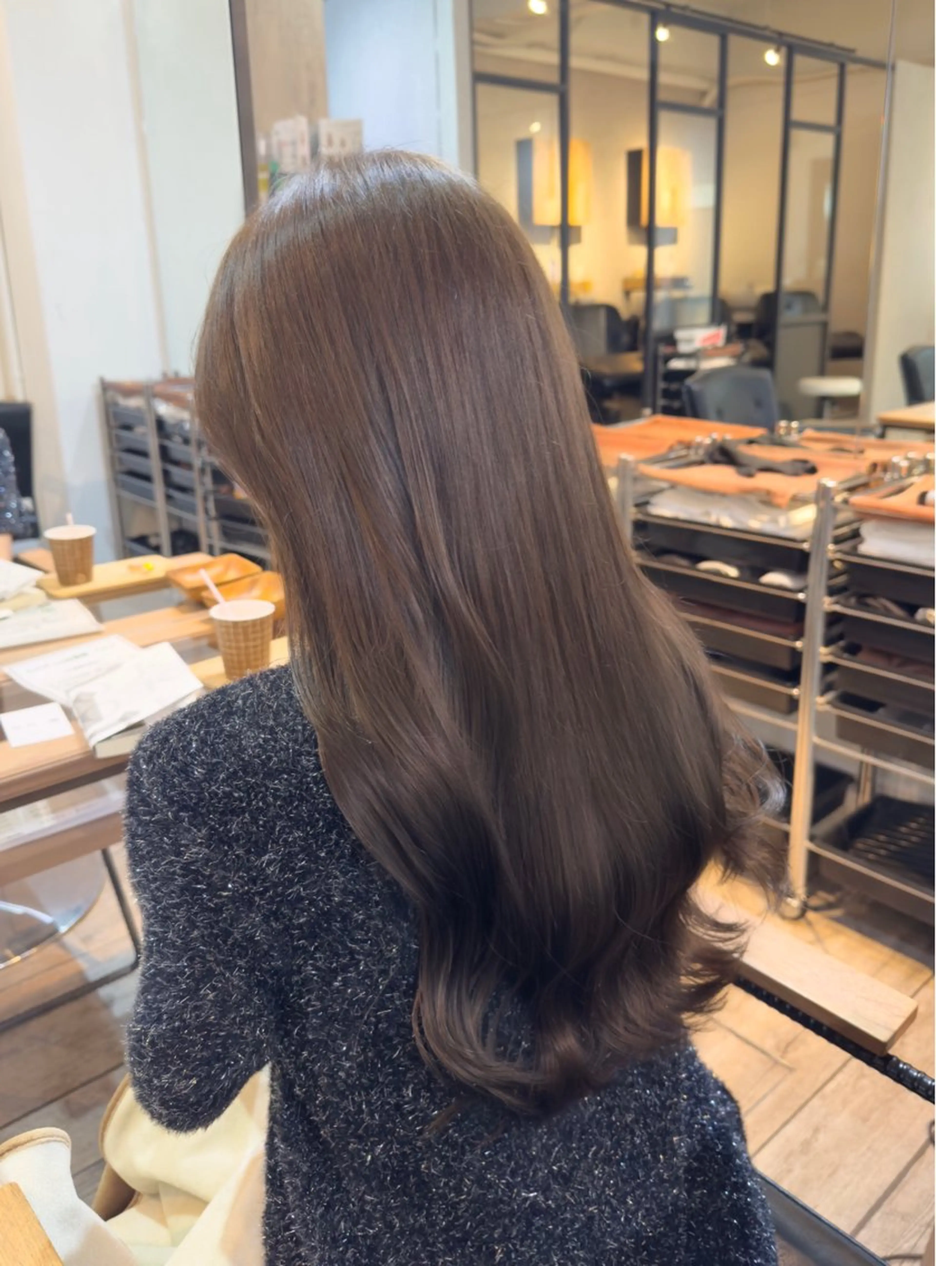 セミロング カラー FERIA梅田🖤 透明感カラー🎀のヘアスタイル