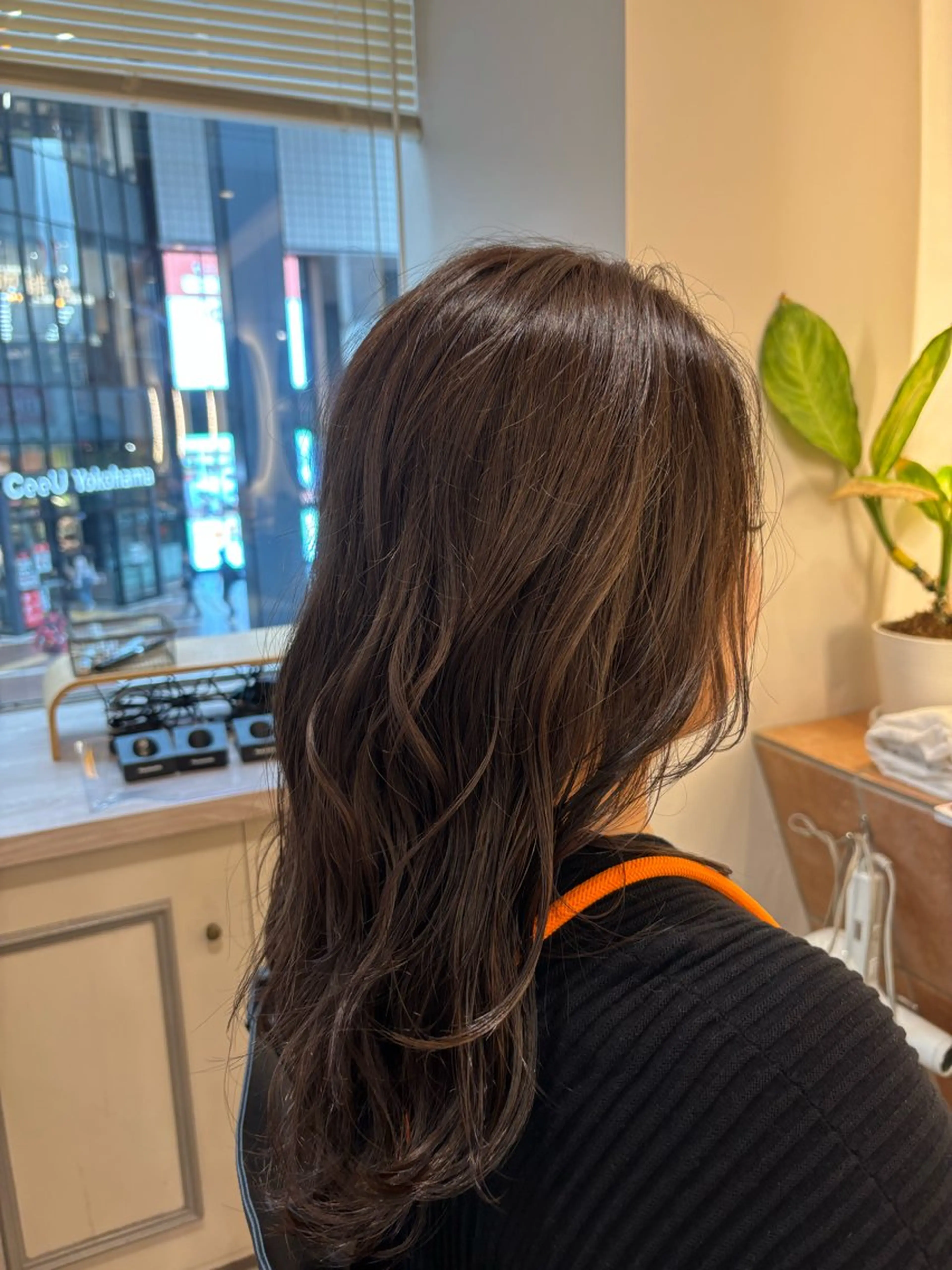 セミロング カラー ベージュカラー 透明感カラー 韓国風カラー ラベンダーカラー ラベンダーピンク ヘアカラー Lian Tokyo所属・樋口 将輝のヘアスタイル