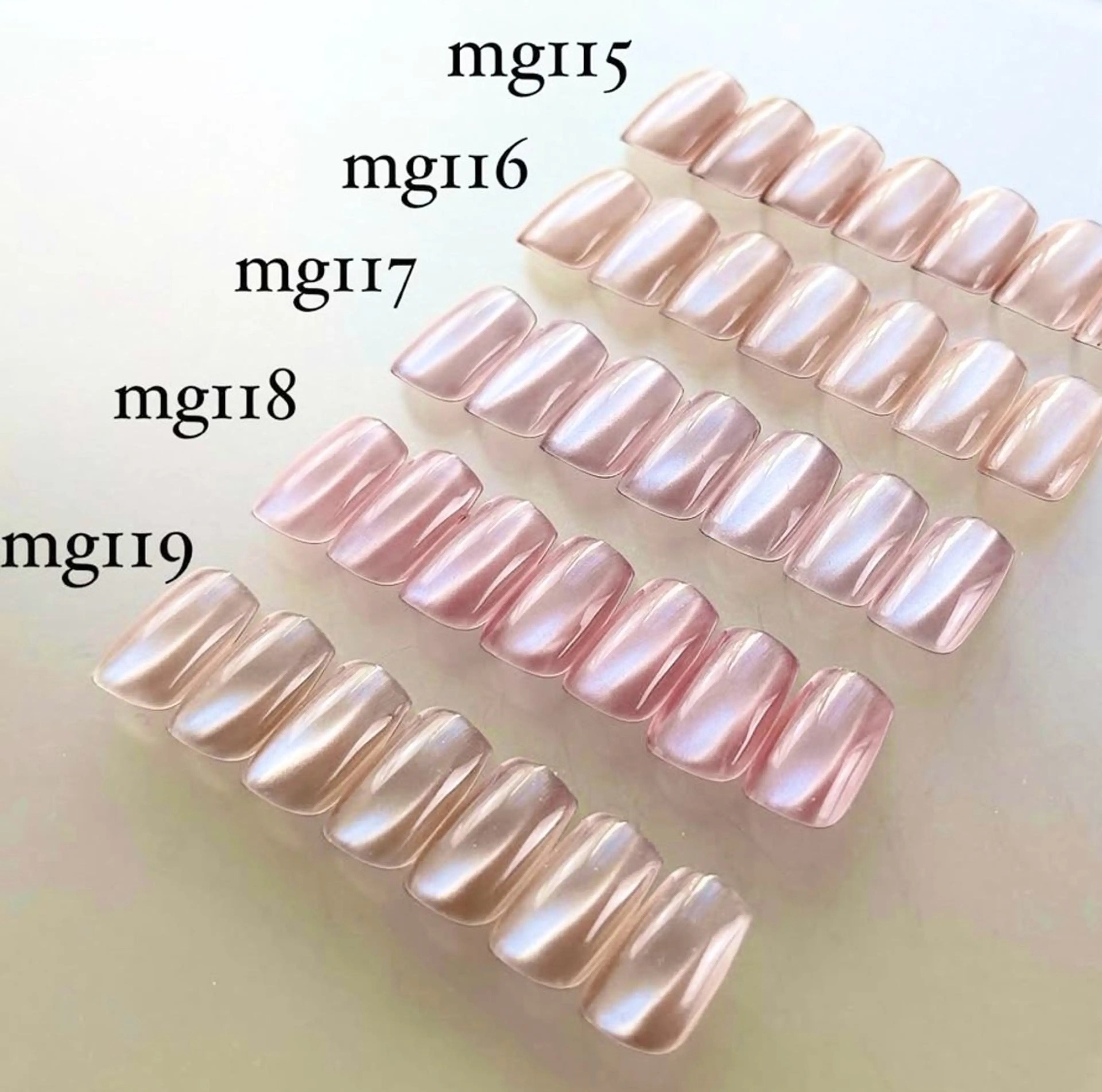 ネイル 。 Omiのネイルデザイン