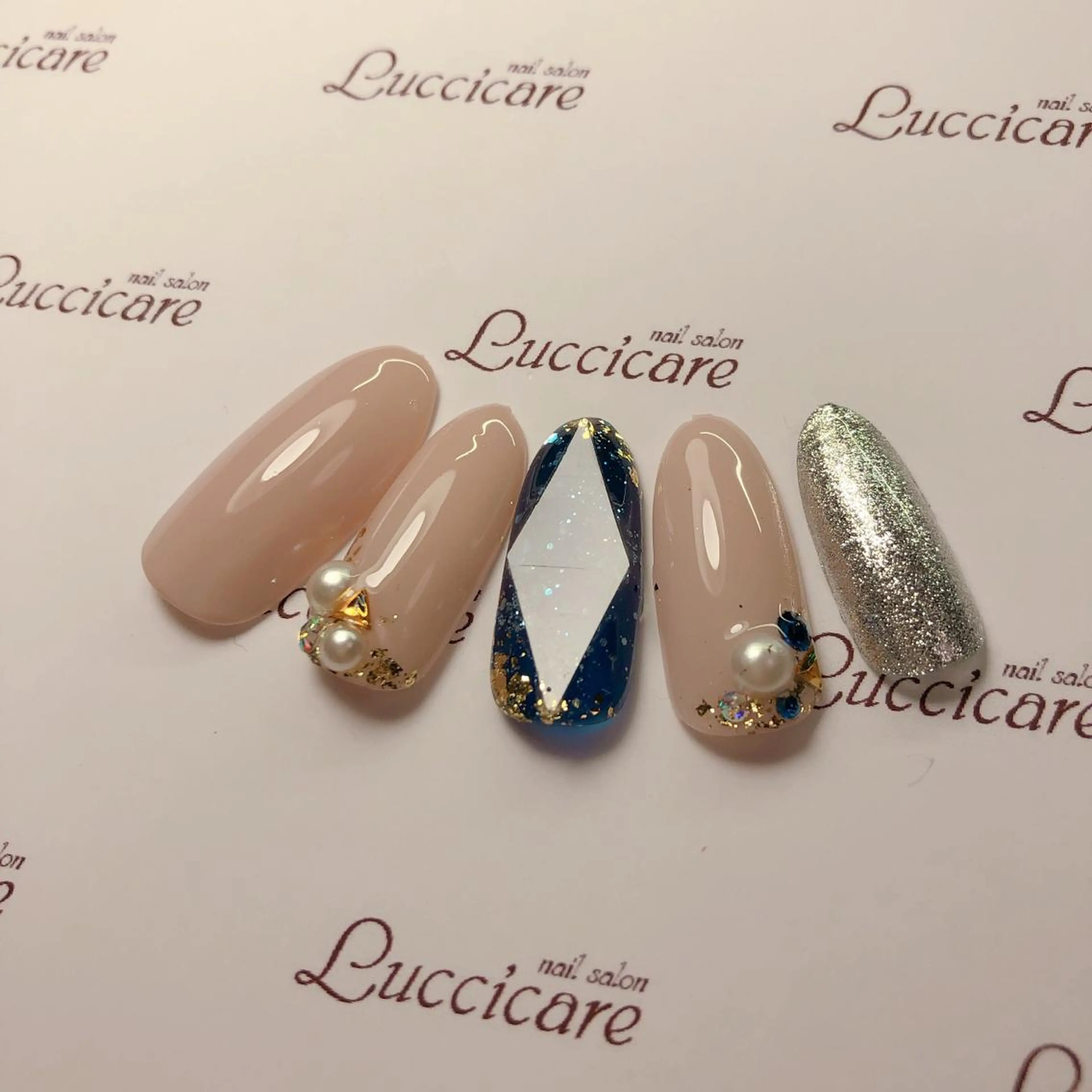 ネイル 高田 ちかこのネイルデザイン