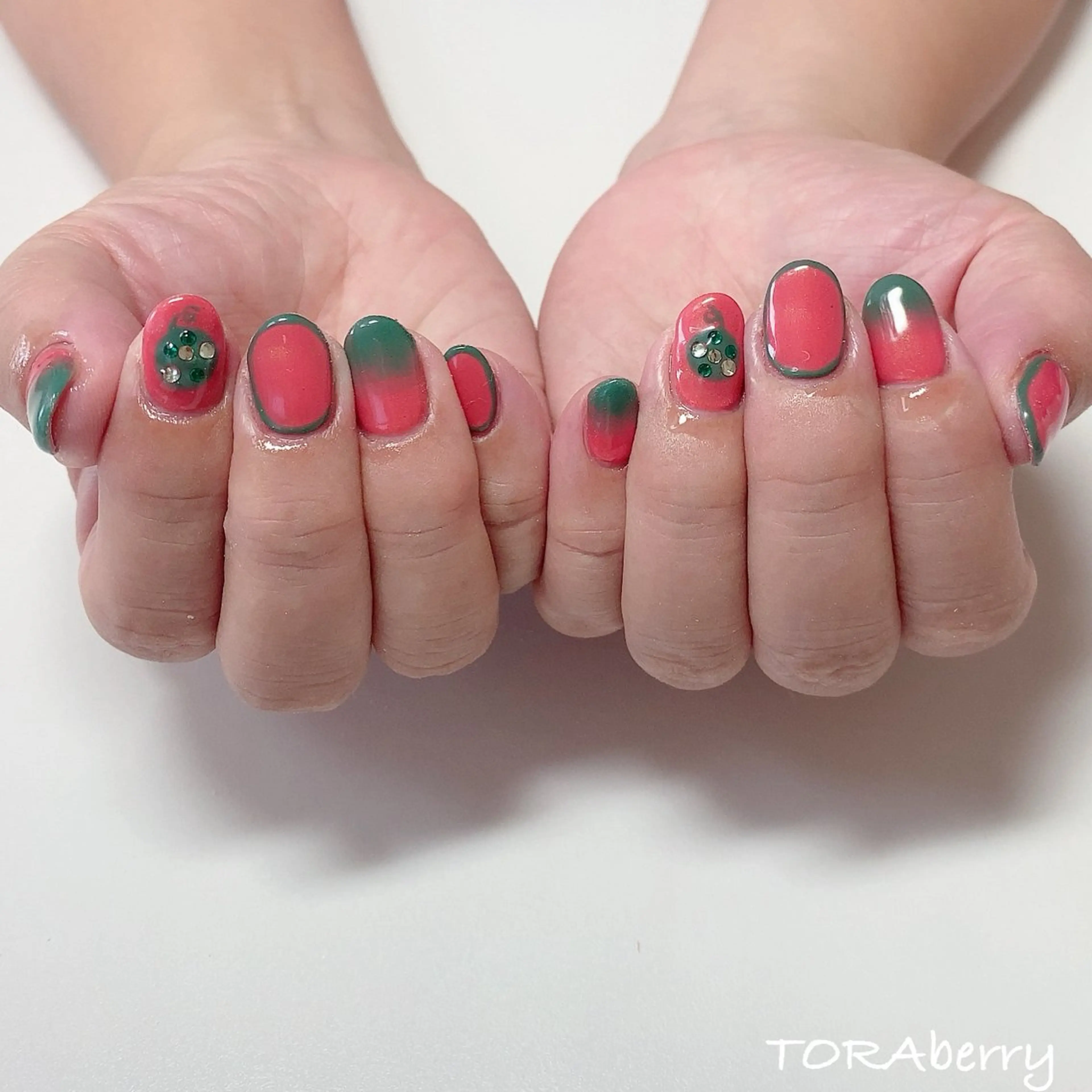 ネイル ネイリスト なつみのネイルデザイン