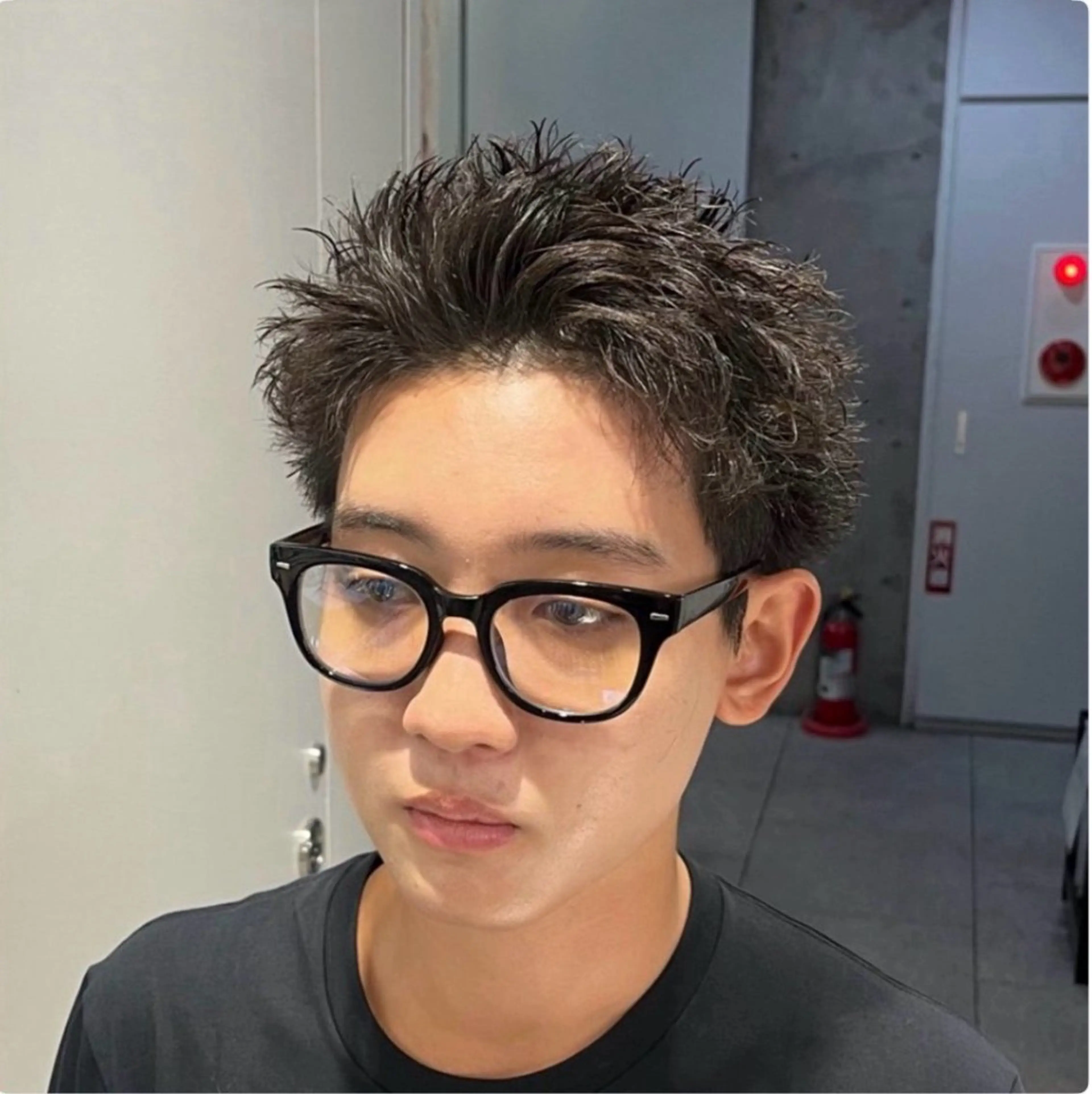 ショート カラー パーマ メンズ メンズパーマ カット パーマ 🔥メンズ 特化🔥菊水皐暉🔥のヘアスタイル