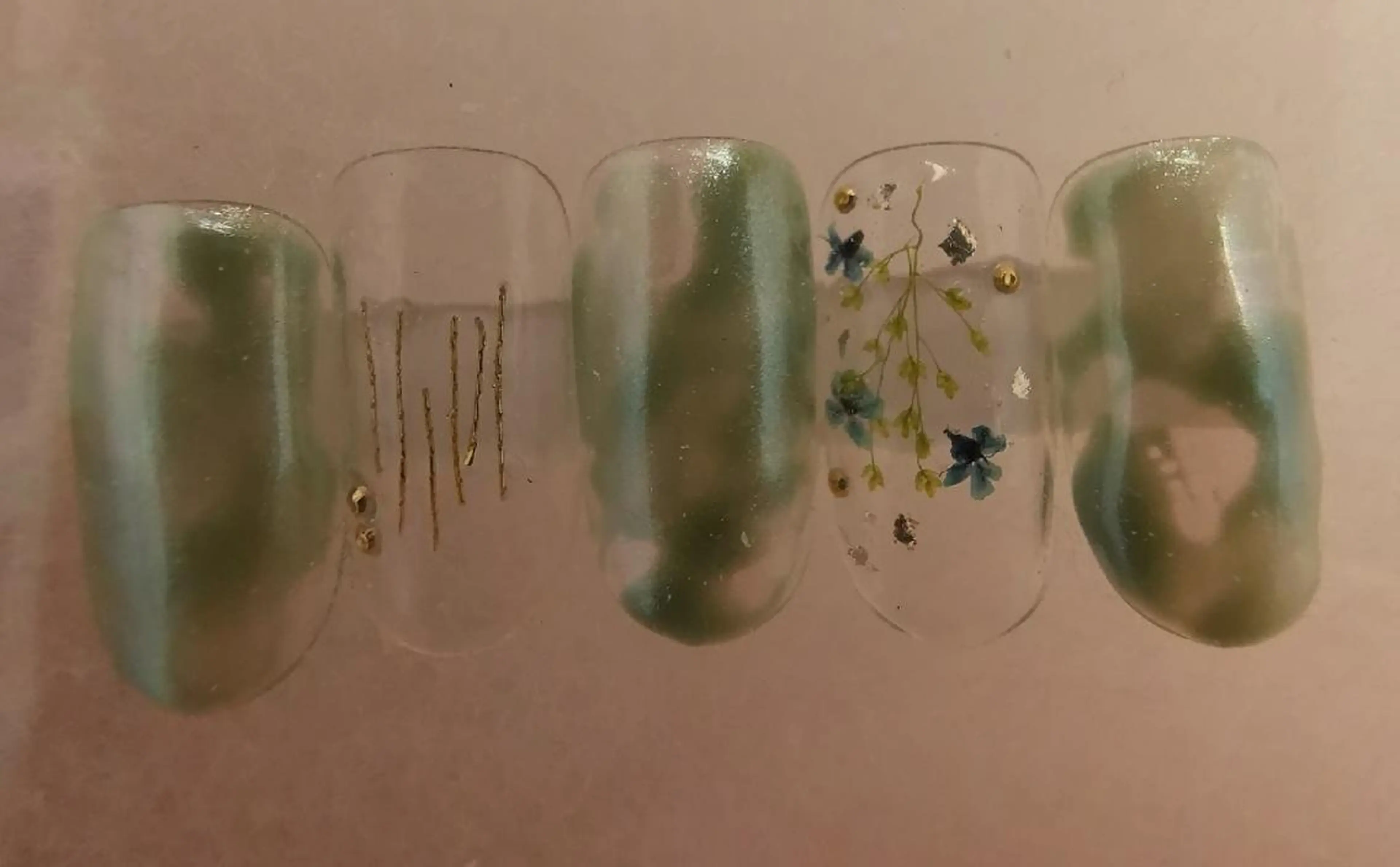 ネイル ニュアンスネイル ハンドネイル reve あやののネイルデザイン