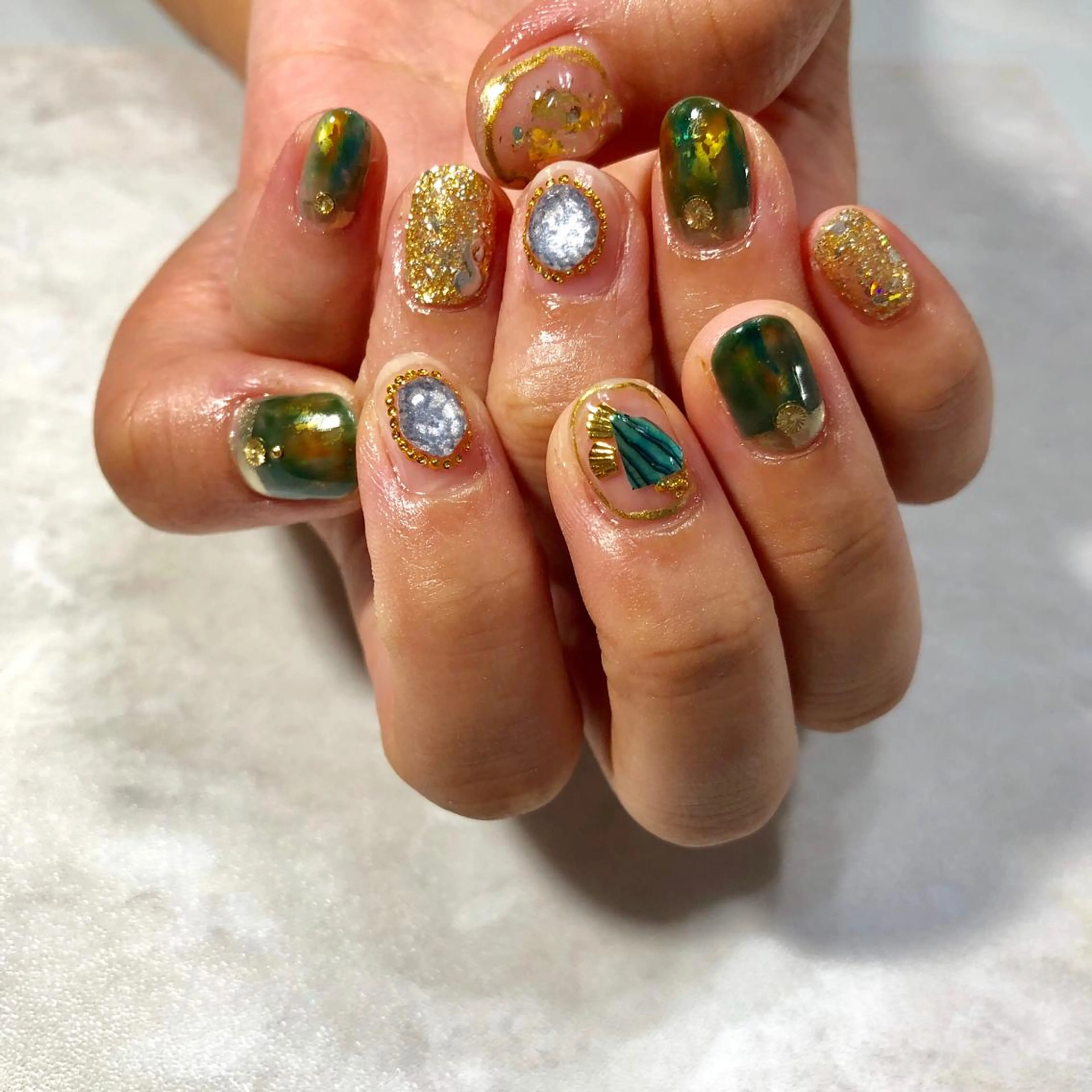 ネイル 持ち込み エレン 南越谷のネイルデザイン