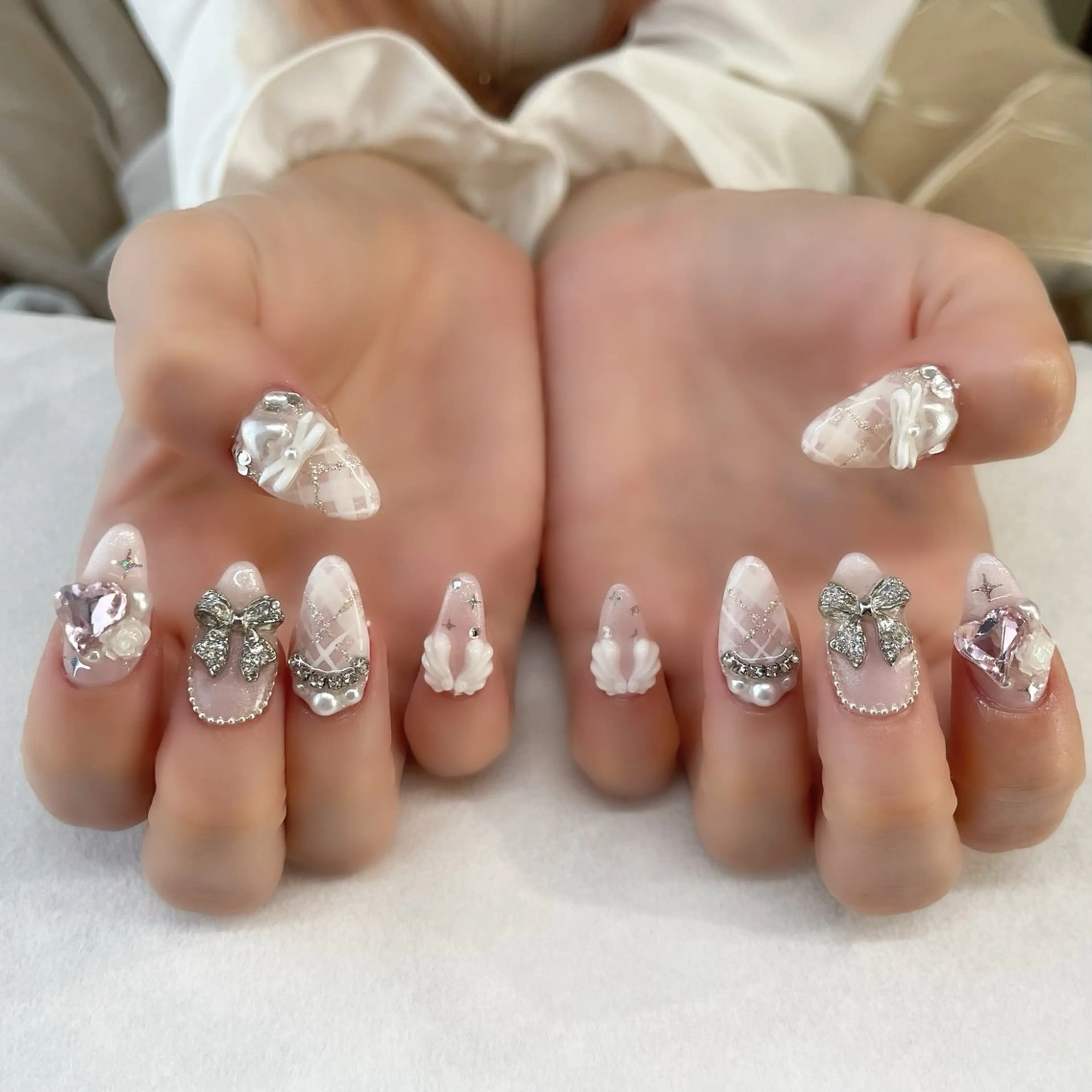 ネイル ハンドネイル 💎🐰 saki. m 🐰💎のネイルデザイン