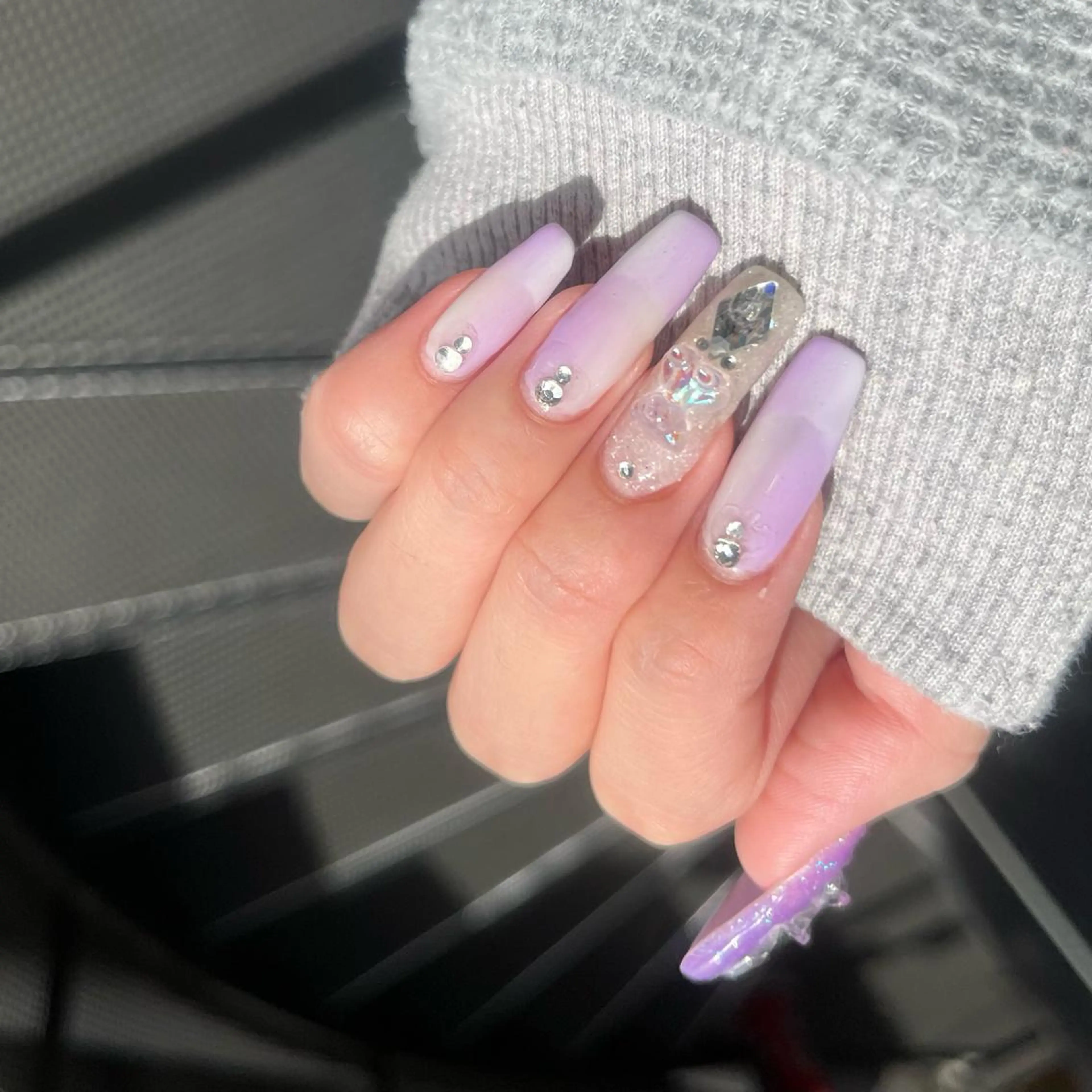 ネイル フットネイル フレンチネイル ジェルネイル ガラスフレンチ 氷ネイル・うるうるネイル le'a moe KONAMIのネイルデザイン