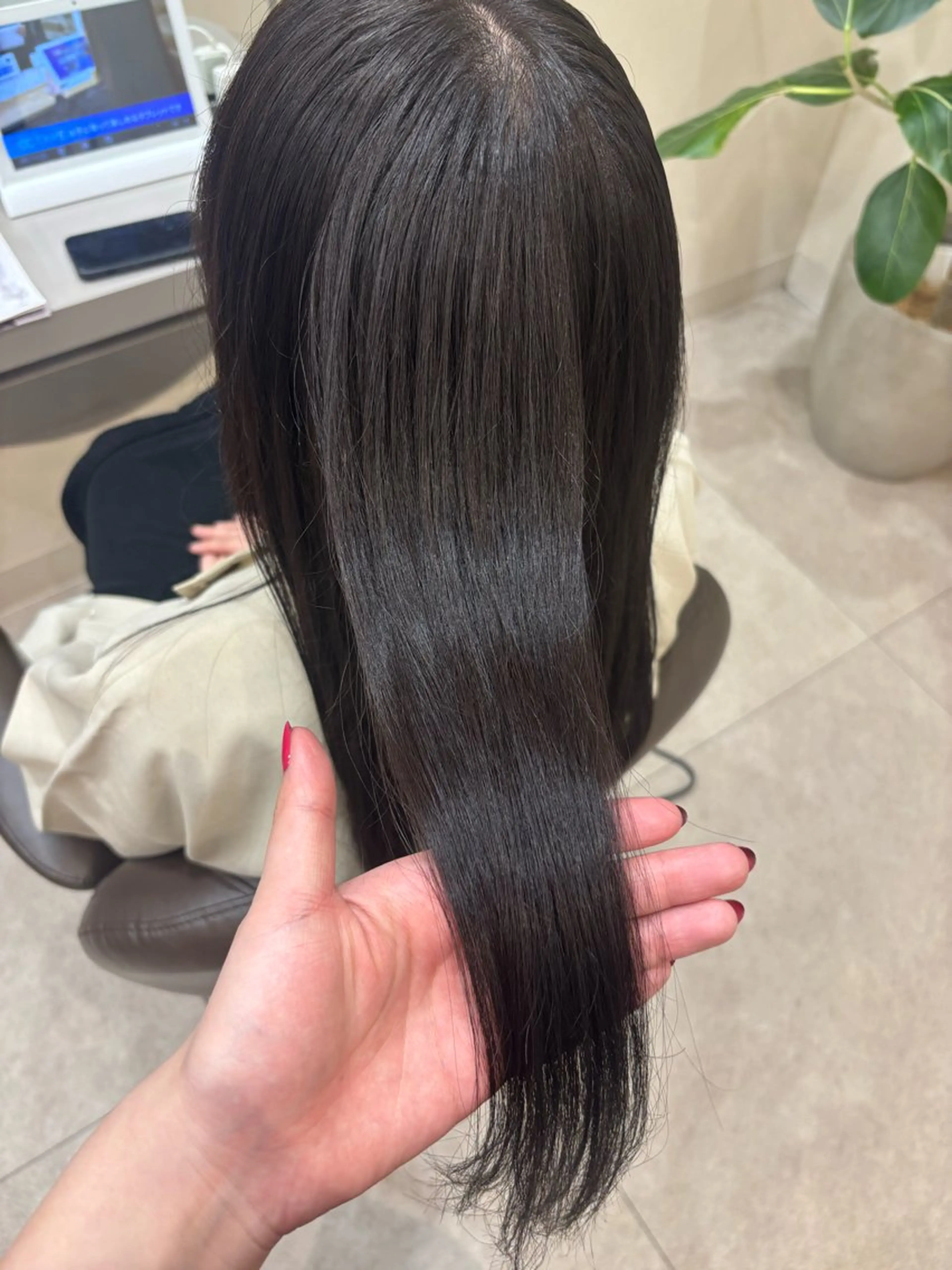 ロング カラー ブラウンカラー ダークブラウン ヘアカラー ワンカラー/モデル /Rin/西葛西のヘアスタイル