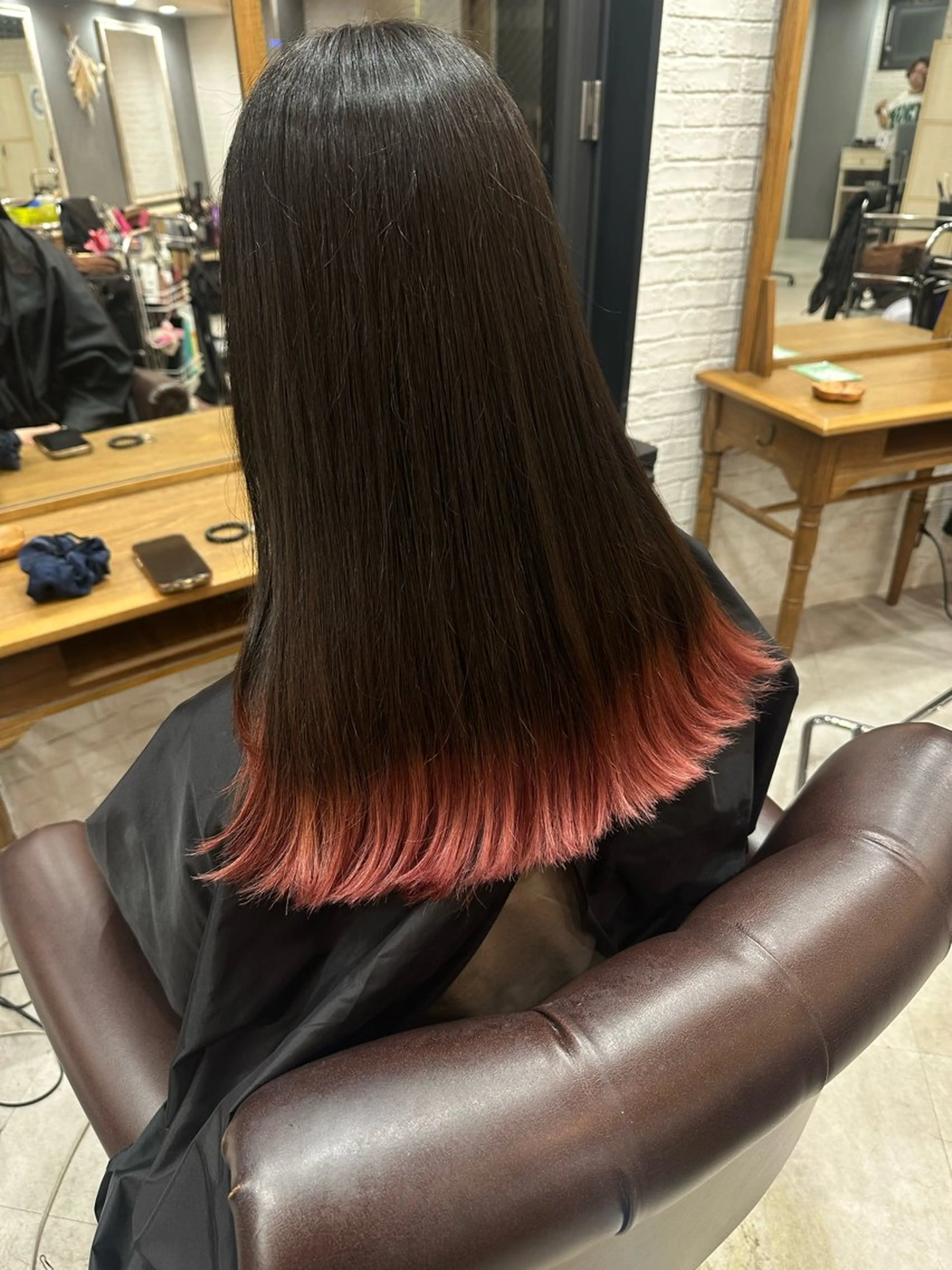 カット➕毛先エンドカラーの写真