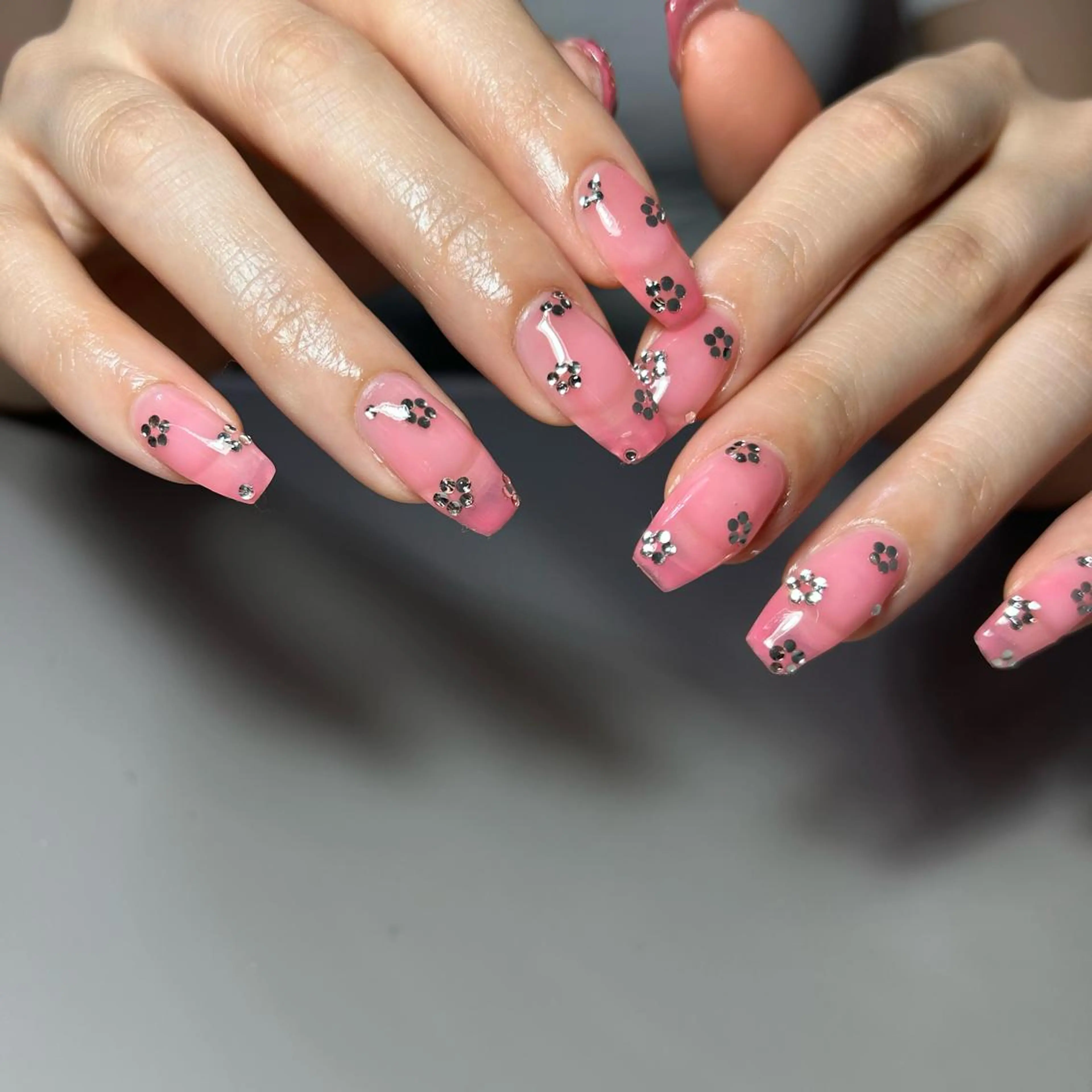 ネイル ハンドネイル nailroom‪ sb‪‪𓈒𓂂𓏸のネイルデザイン