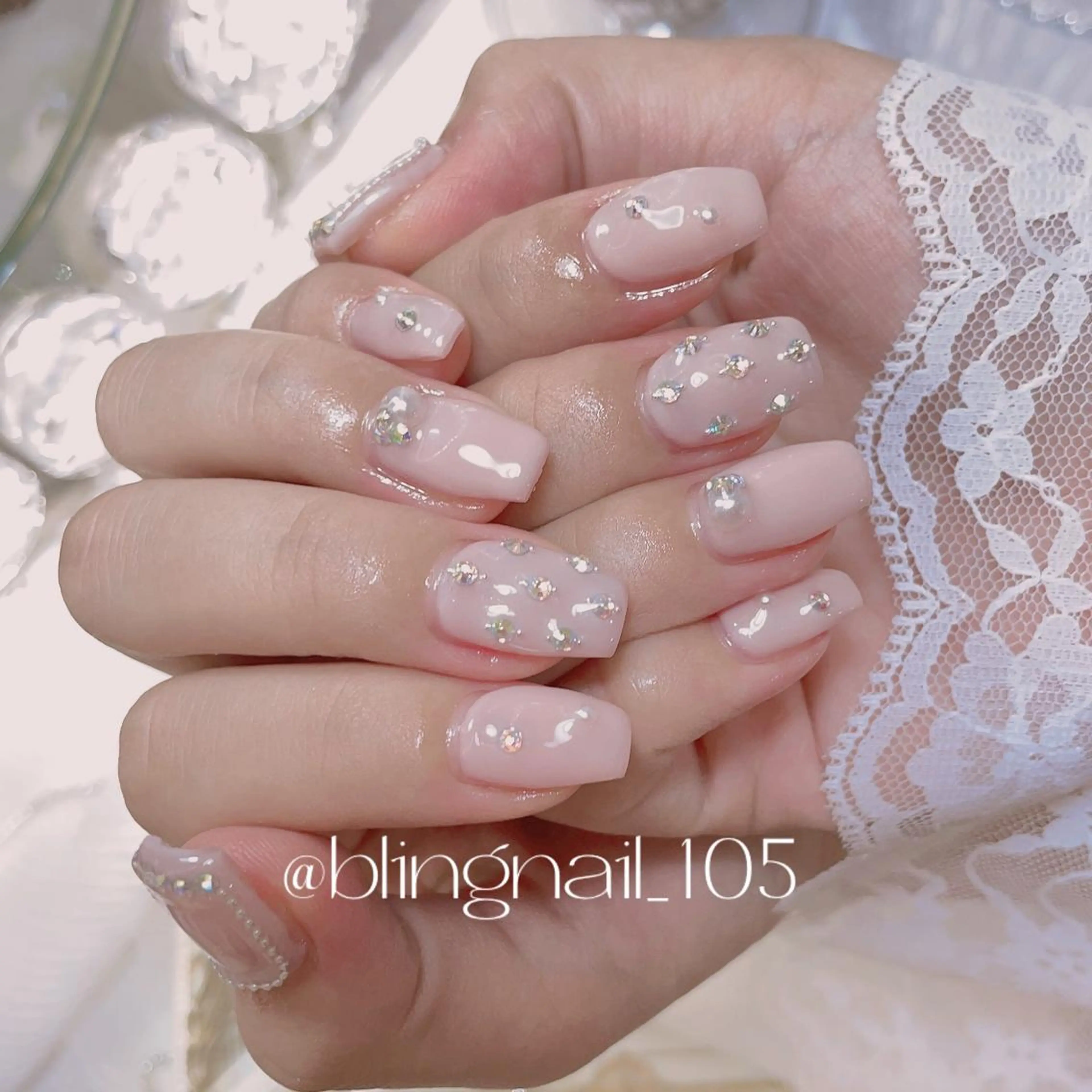 ネイル 23時まで❤︎韓国、 ワンホンネイルのネイルデザイン