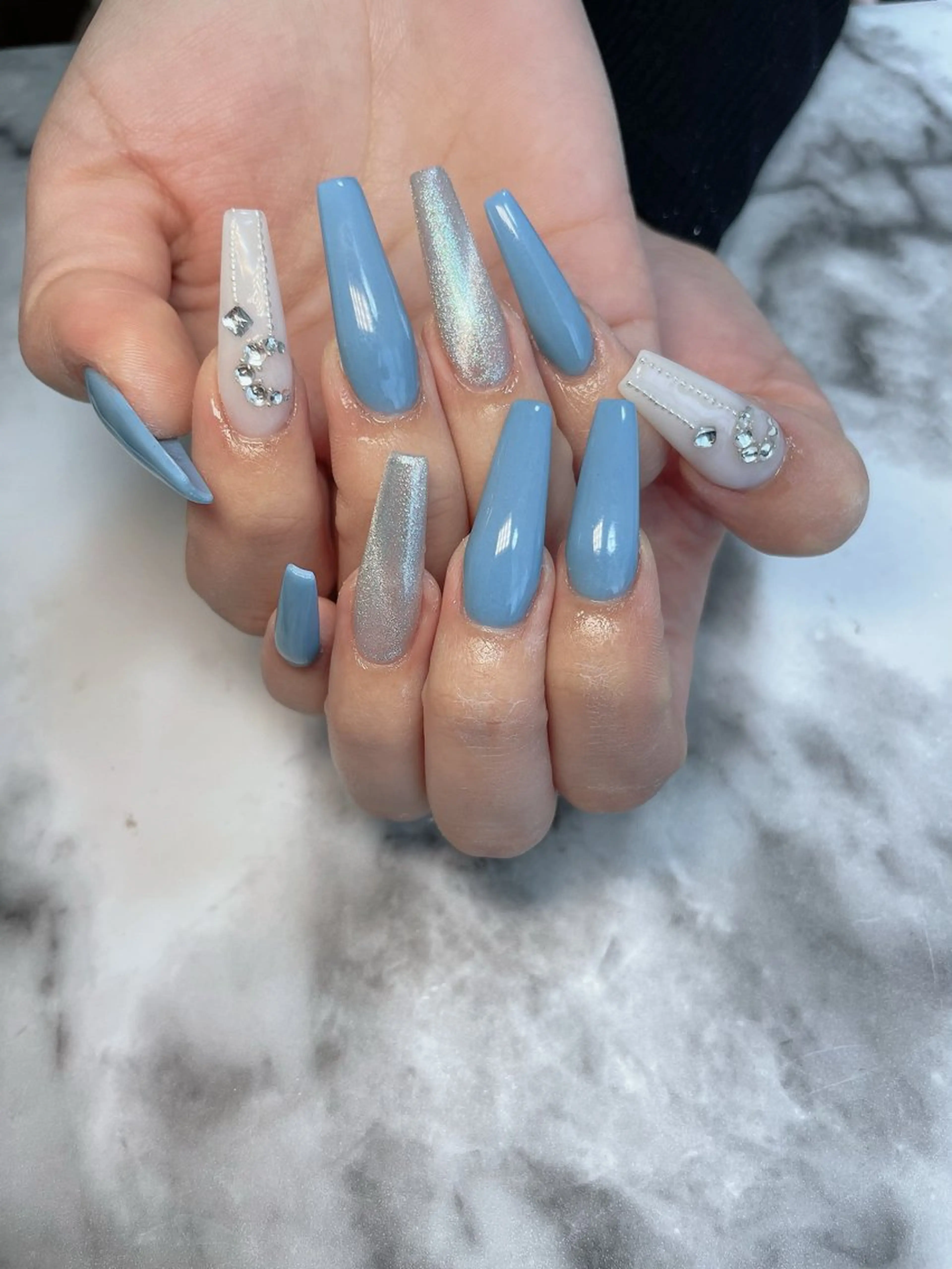 ネイル マグネットネイル ハンドネイル salon de belnetta所属・kayo 💅のネイルデザイン