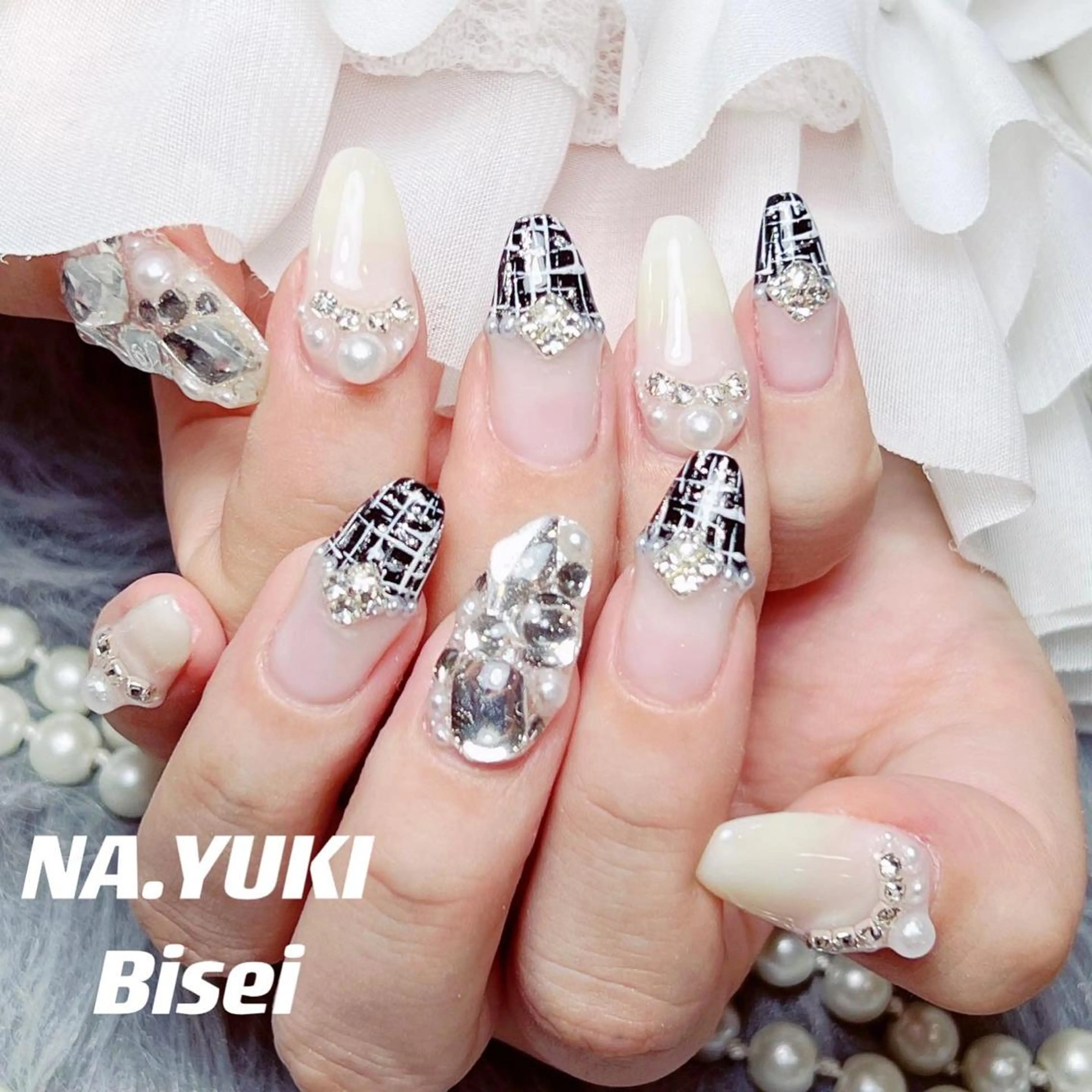 ネイル ハンドネイル ハンドケア ナユキNA.YUKI 池袋店のネイルデザイン