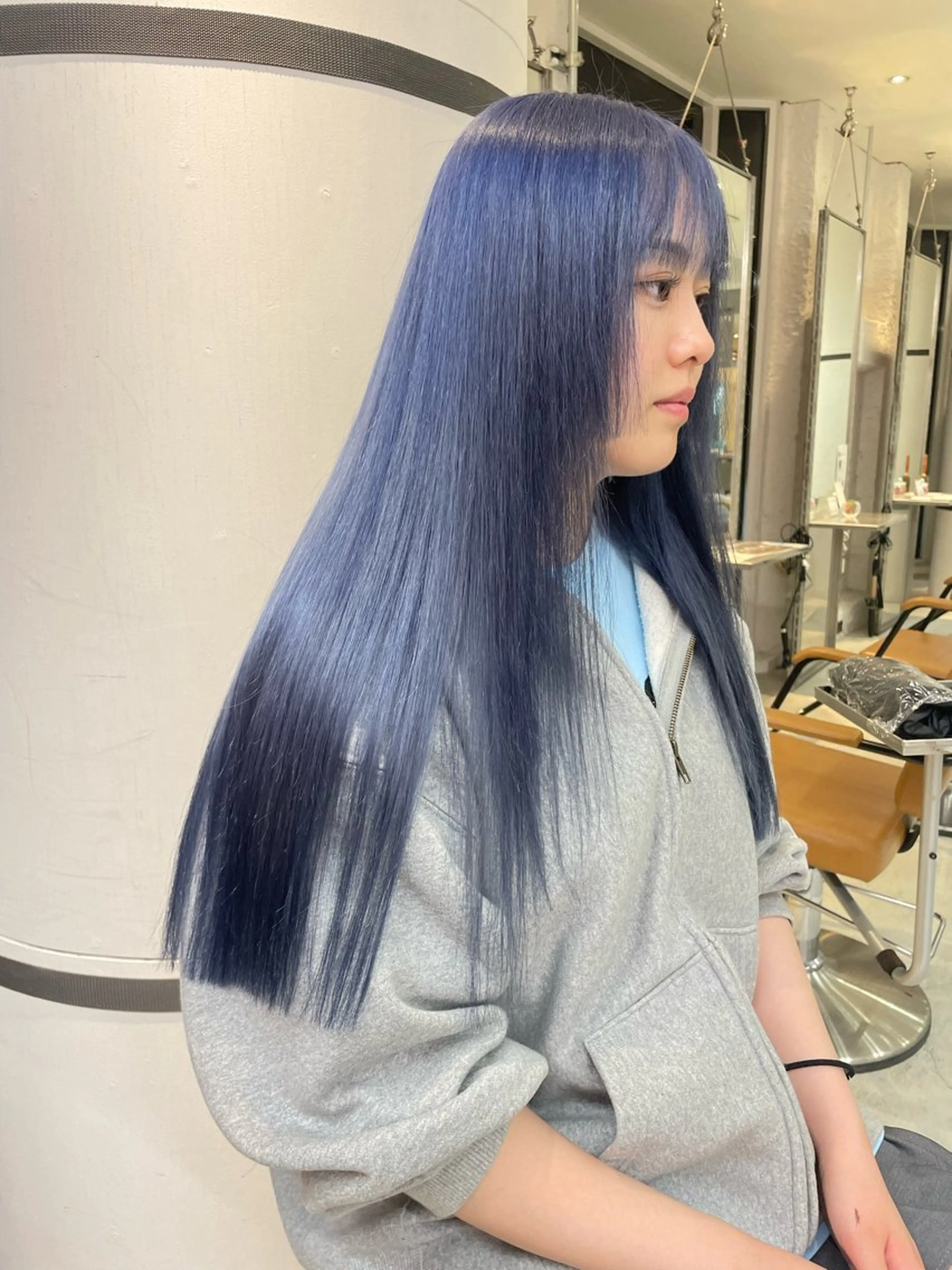 ロング カラー 艶ハイトーン👑♡ NATSUKIのヘアスタイル