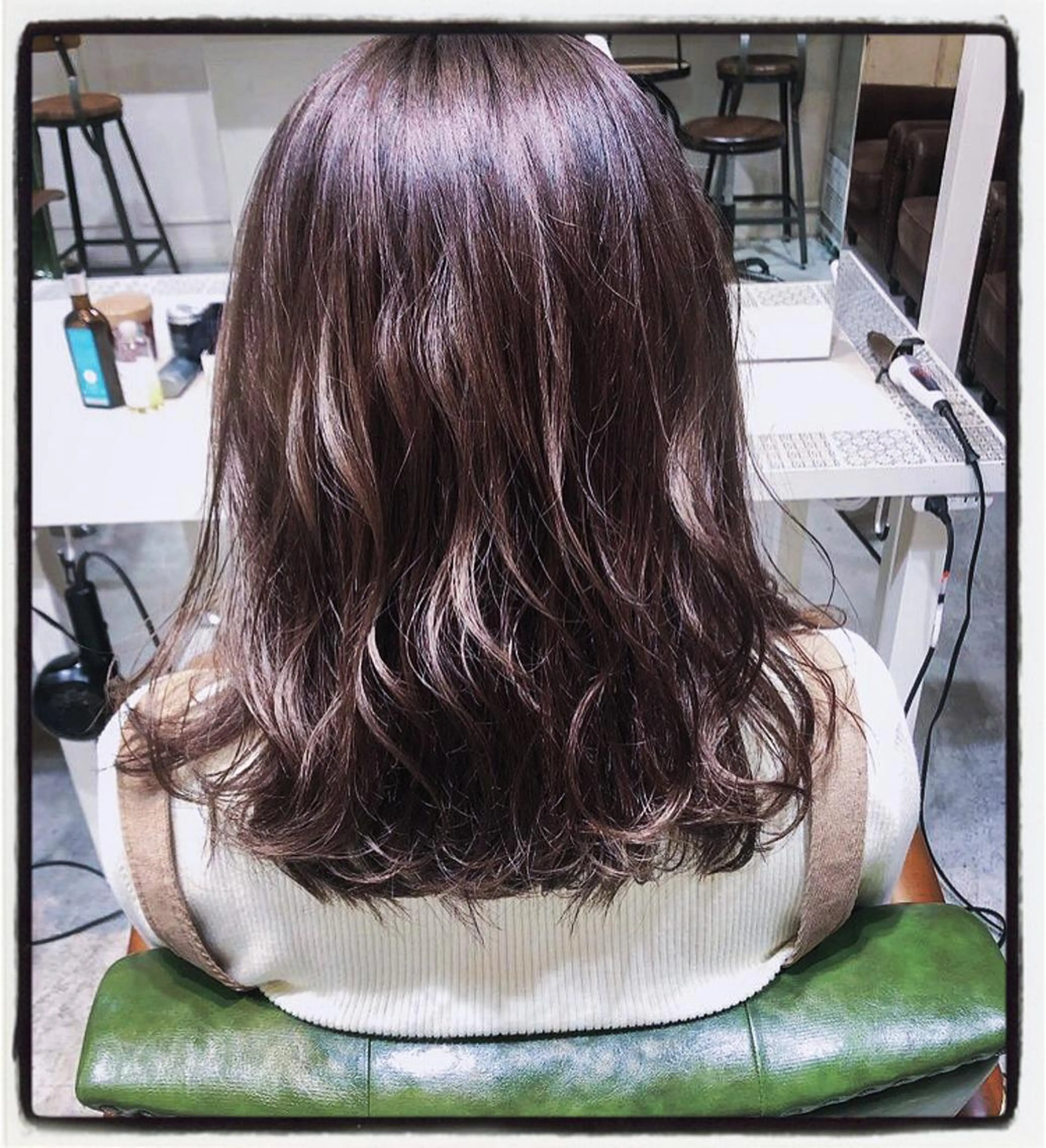 ミディアム ヘアアレンジ アッシュ ヘアカラー トリートメント ヘアセット 金子 廉のヘアスタイル