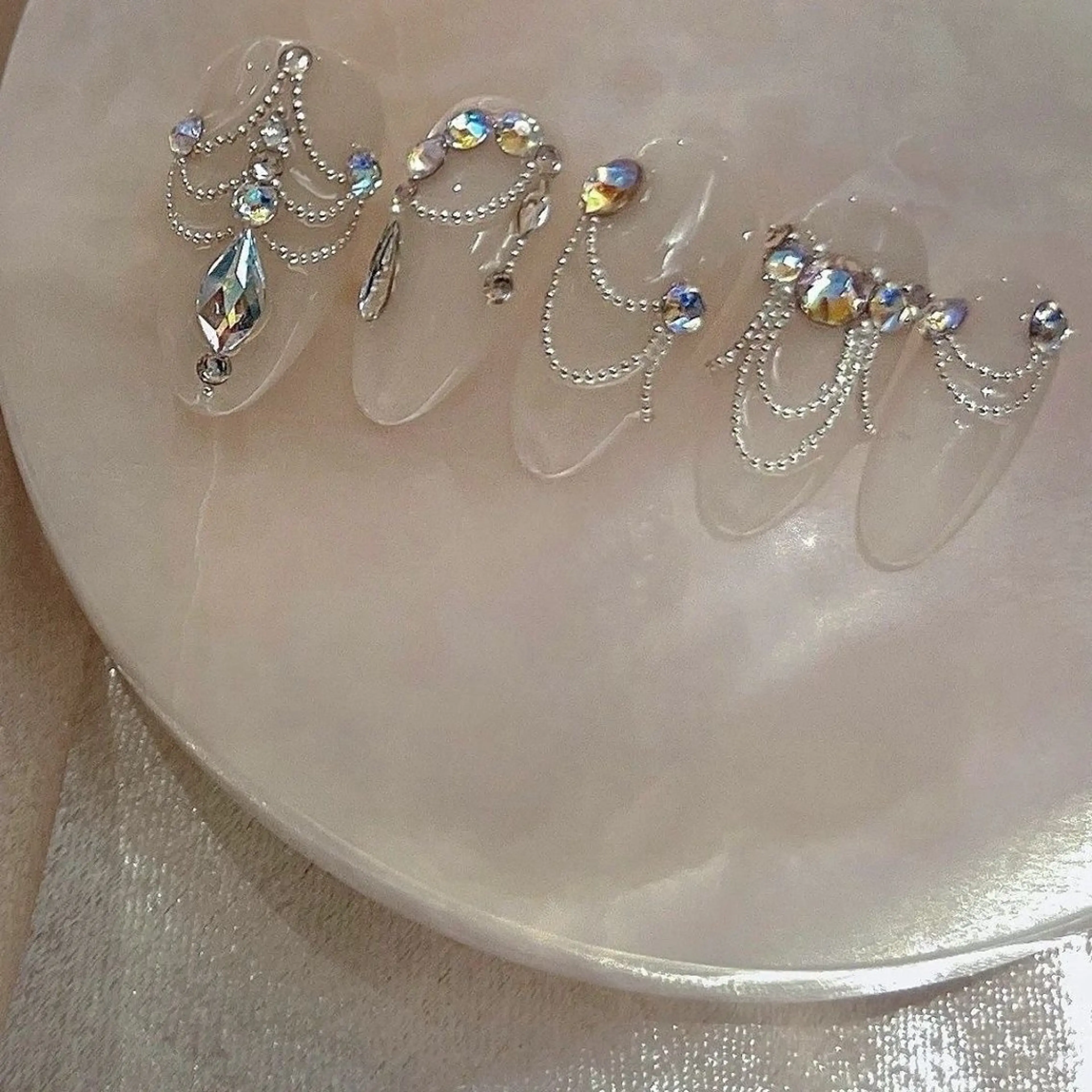 ネイル ETELUNA Nail 銀座店【パラジェル/フィルイン/チップスカルプ/マグネット/ニュアンス】所属・周 テイのネイルデザイン